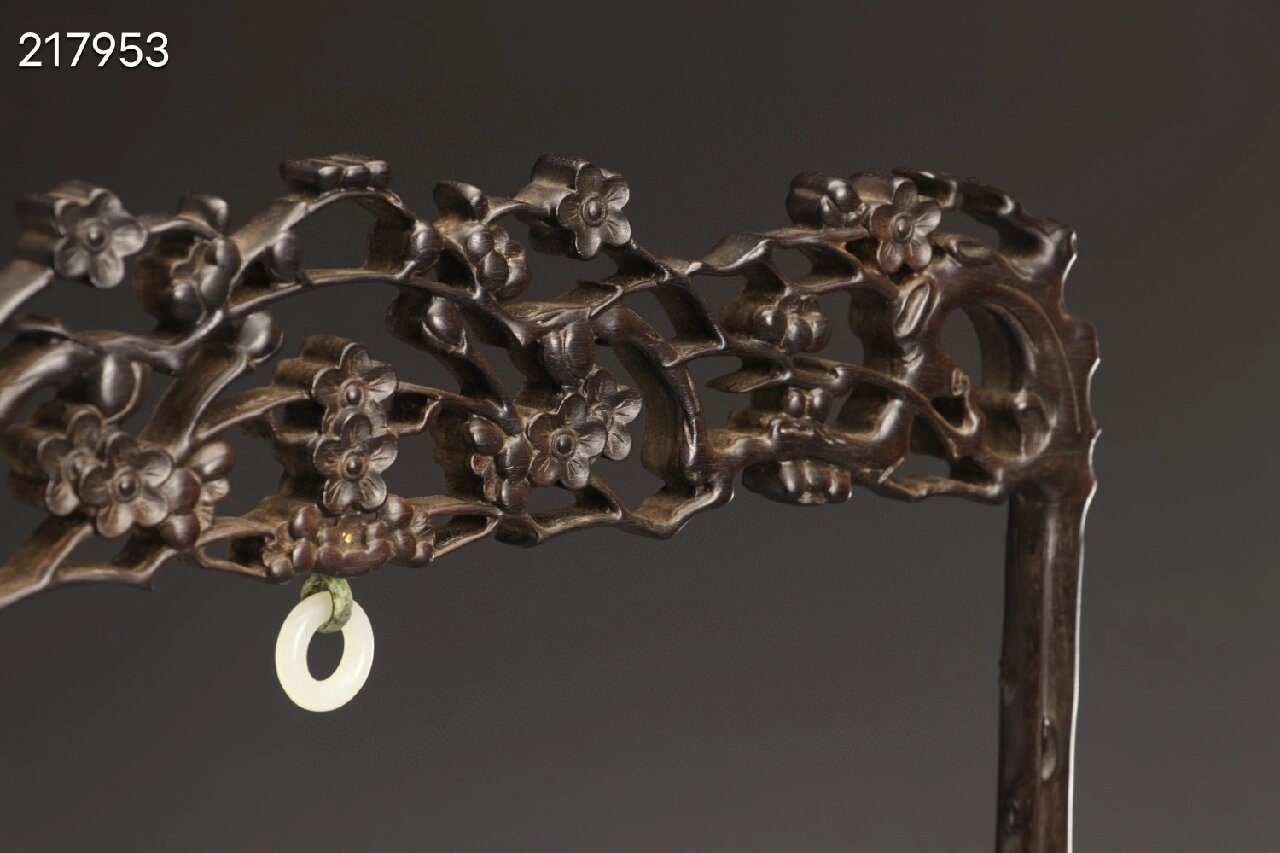 清代,红木镂雕梅花纹毛笔架