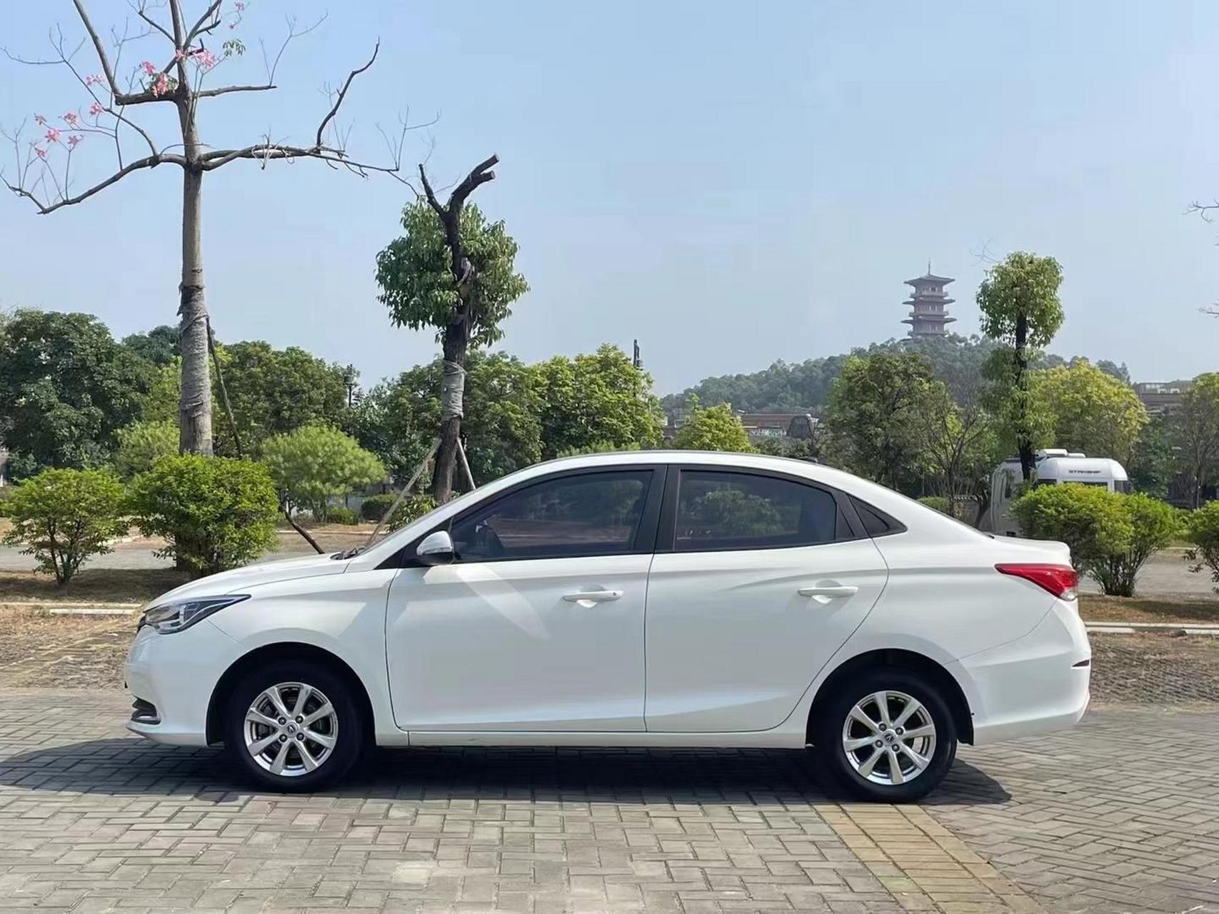 最便宜,年份最新的自动挡小轿车.21年上牌长安悦翔,1.