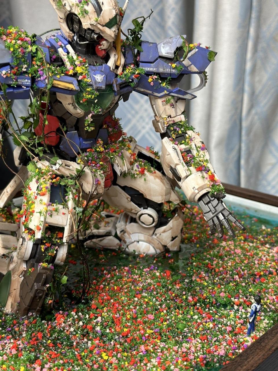 "向死而生"破败与生机的碰撞 机械与鲜花的浪漫～ pg能天使  花海场景