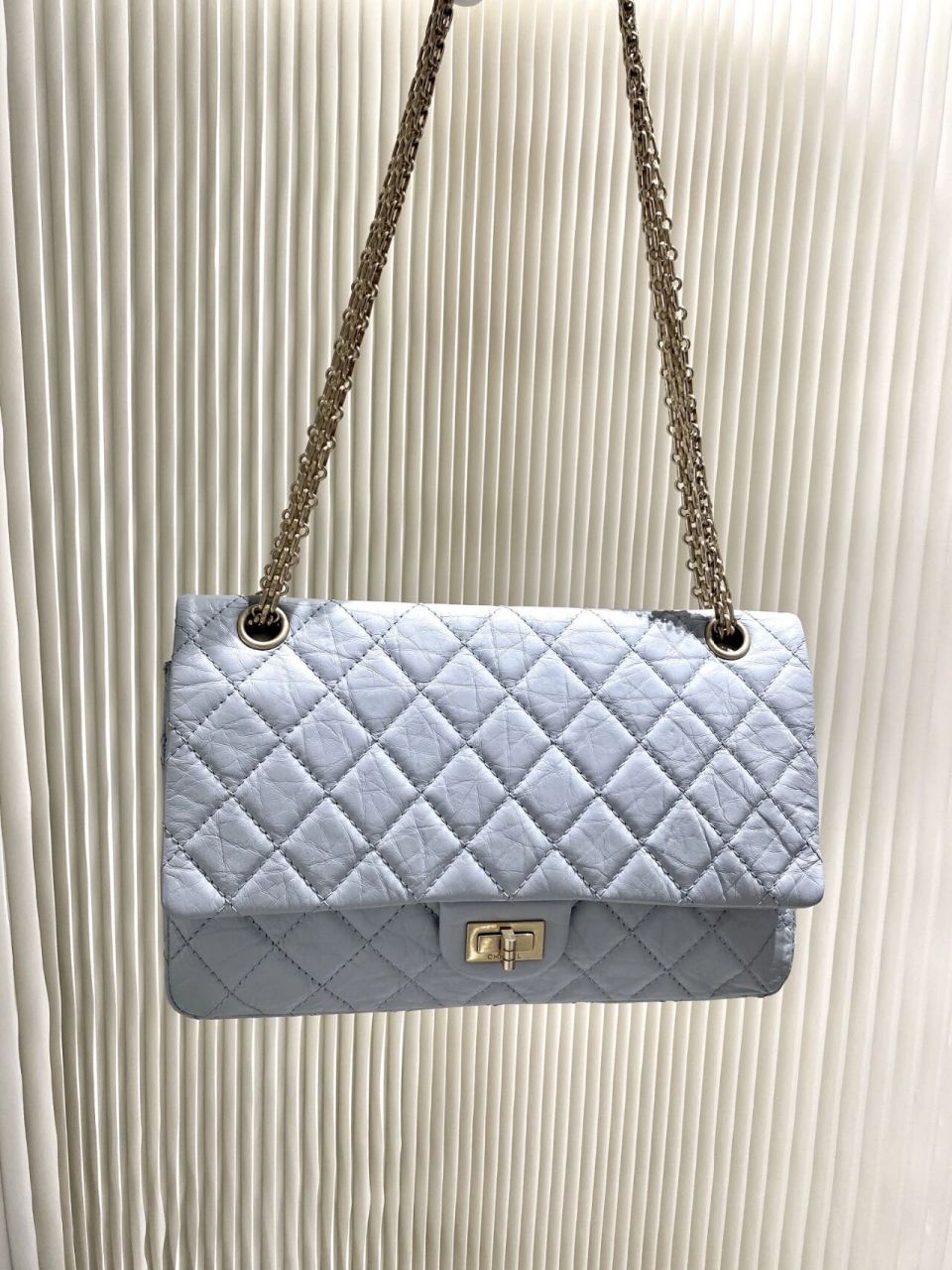 chanel香奈儿2.55 中号雾霾蓝链条包 chanel香奈儿2.