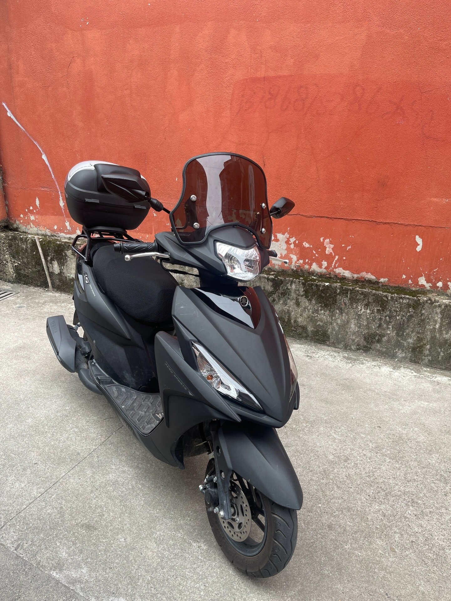 福喜125as夜行者加装夏德33尾箱和风挡 #雅马哈# #福喜# #踏板摩托车