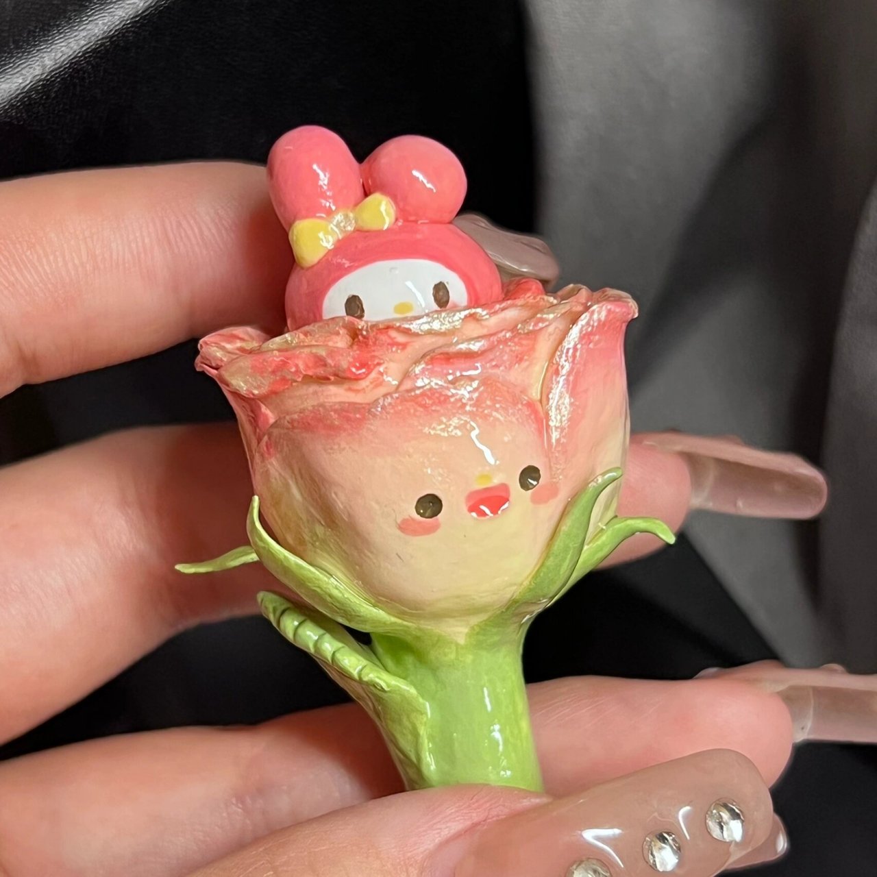 石塑粘土|粉玫瑰里钻出了一只美乐蒂?