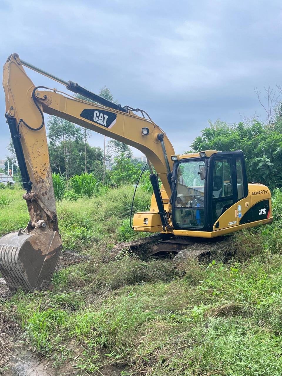 极品全进口第三代黑缸 卡特312c