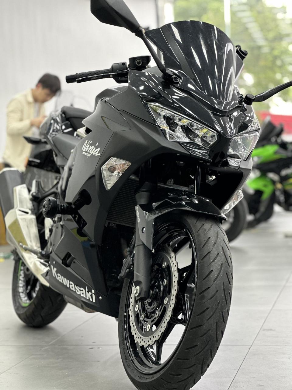 2021川崎ninja400黑色图片