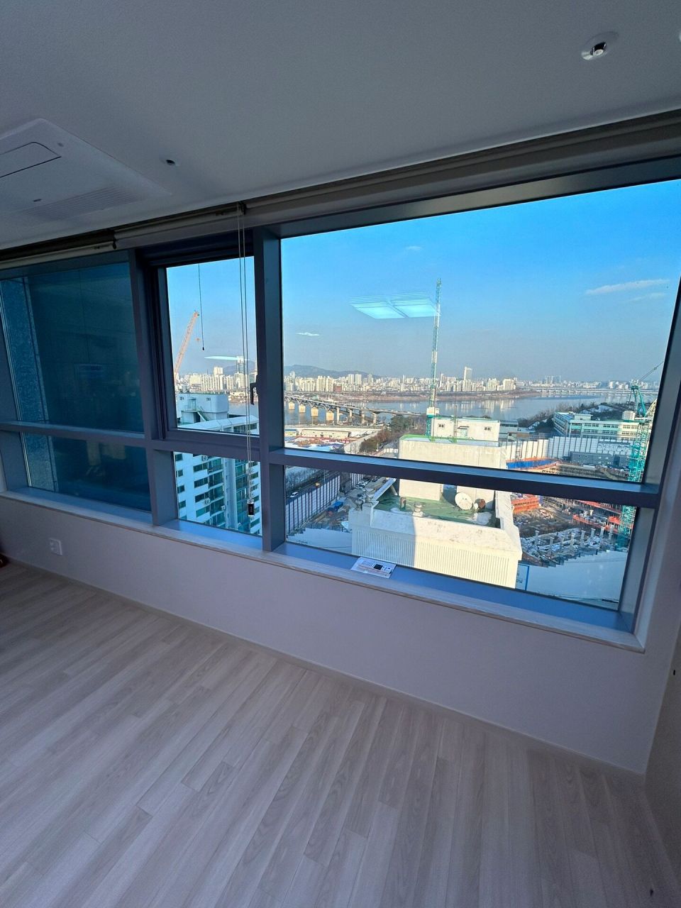 韩国9693首尔清潭洞新建95公寓楼出租&出售 韩国9693首尔清