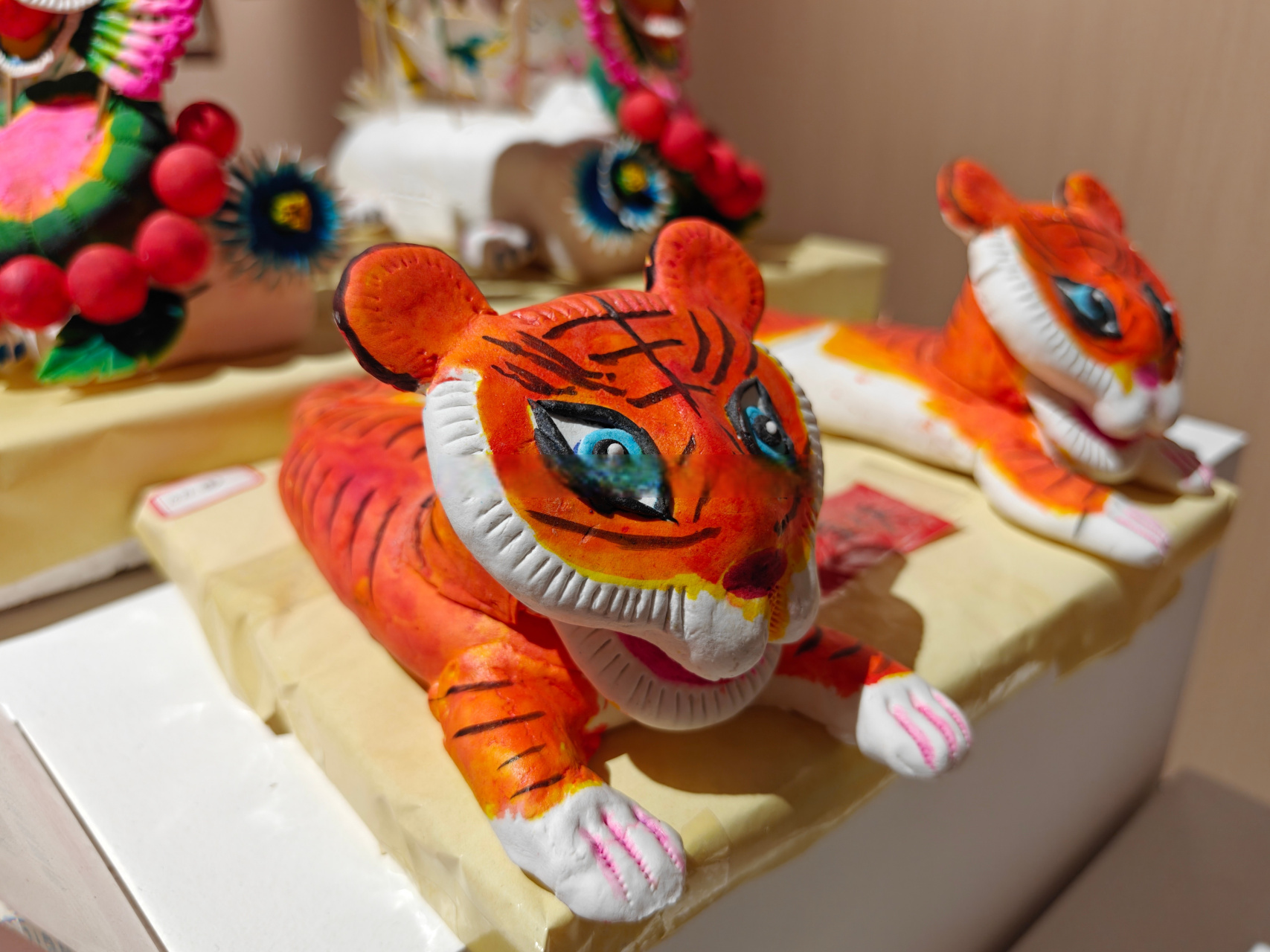 陕西面塑,非物质文化遗产之一～  感受下西安的民间手工色彩,强烈地