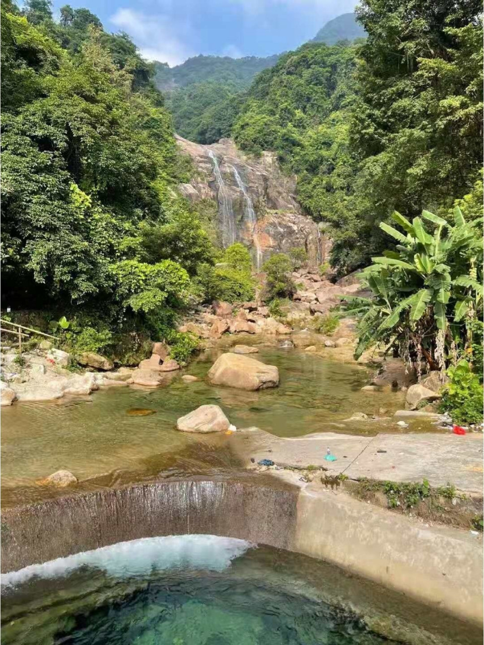 清远佛冈观音山游玩攻略 位于清远市佛冈县西北约8公里处,海拔1288米.