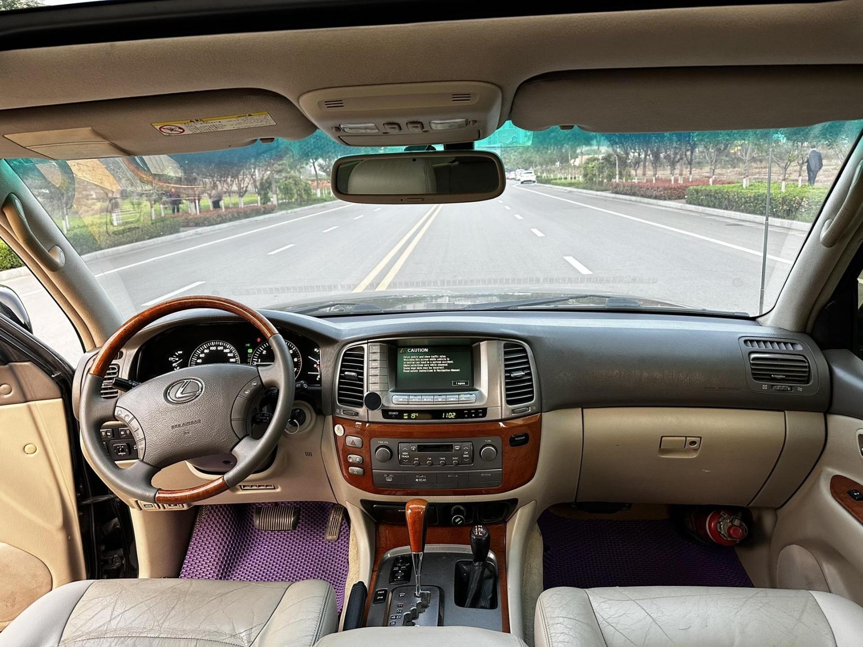 极品04年雷克萨斯4700,97档卧屏.