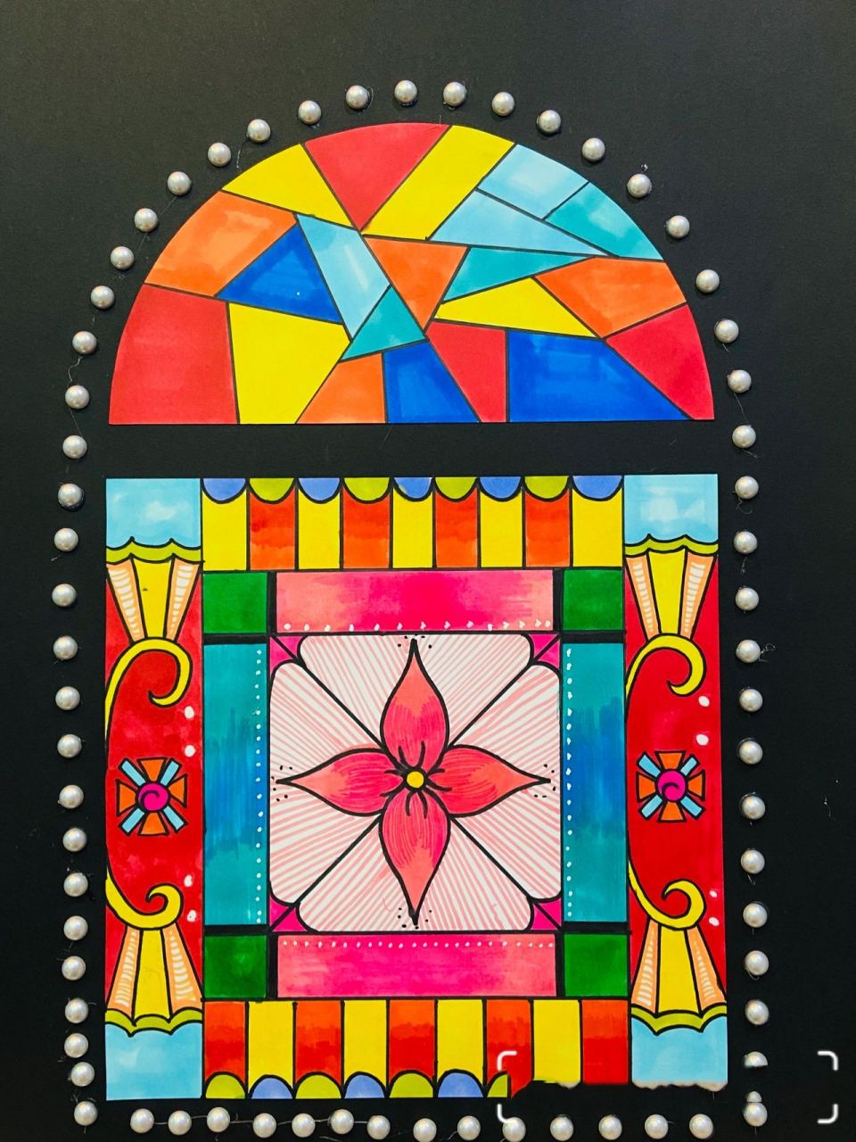 创意美术《玻璃彩窗》儿童创意画教堂花窗 创意美术《玻璃彩窗》儿童