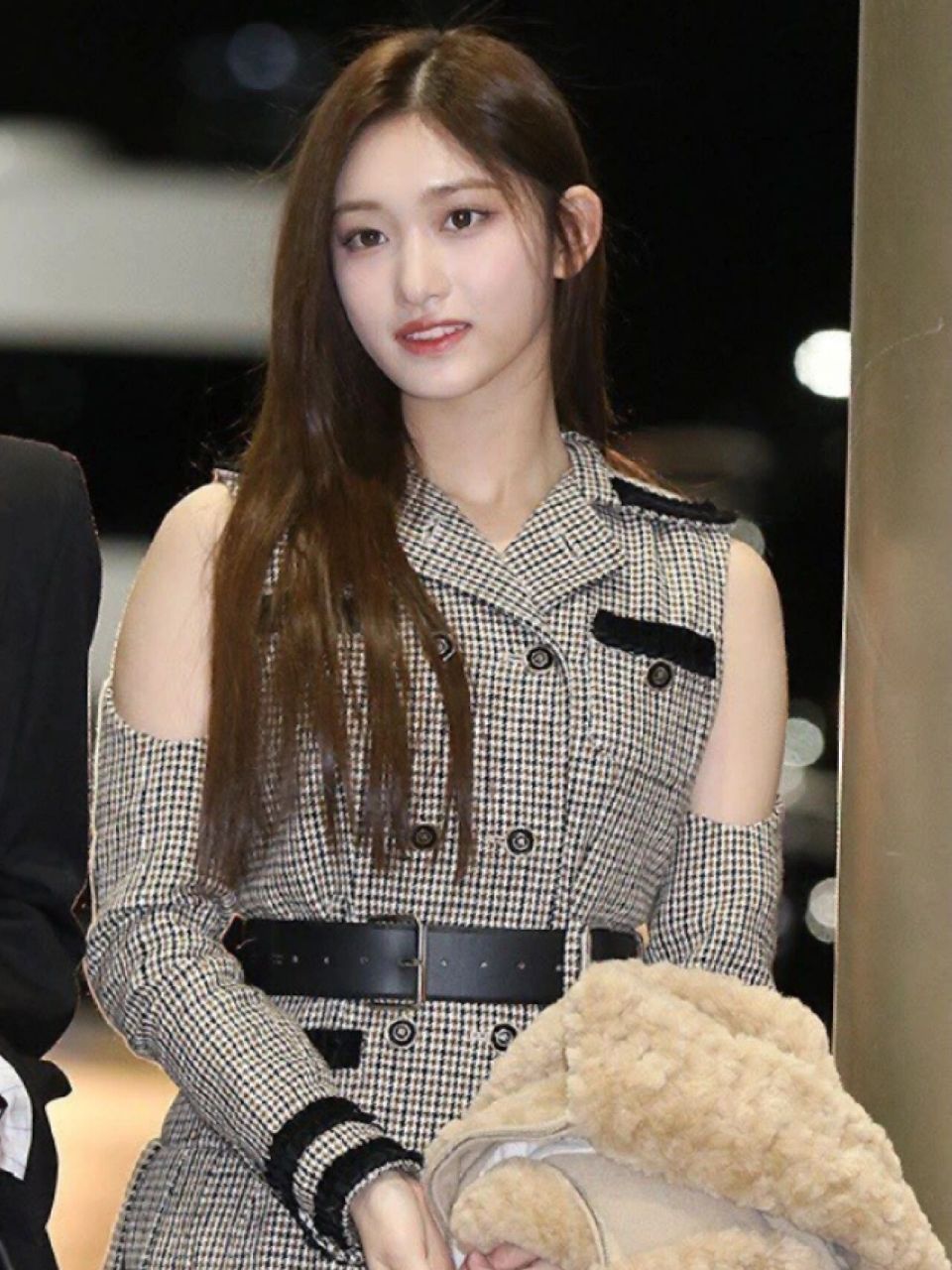 这是15岁的姐系爱豆吧[舔屏][舔屏][舔屏] 	 #李瑞# #leeseo# #跟着