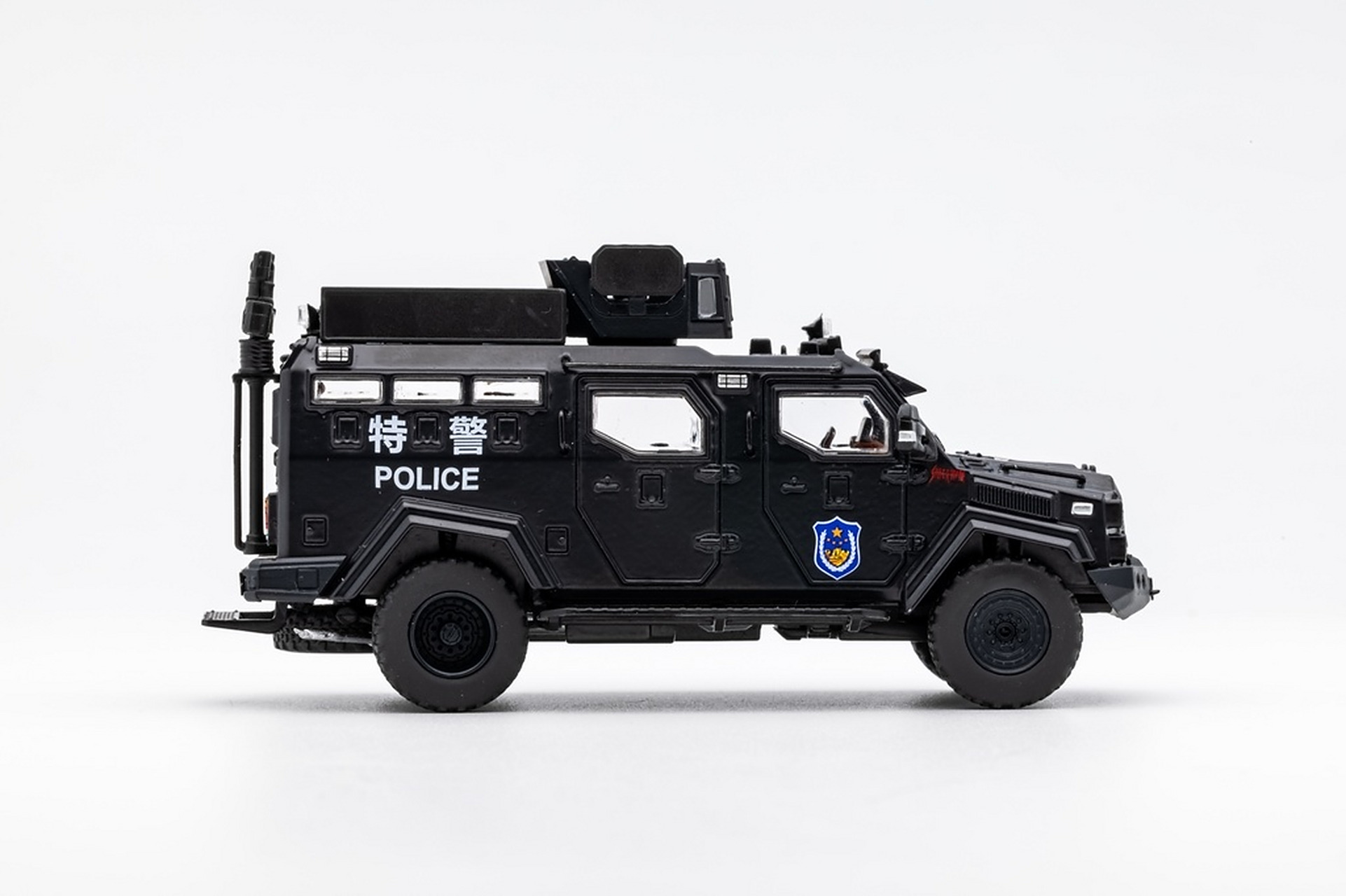 城市卫士,剑齿虎警用装甲车模型试玩!