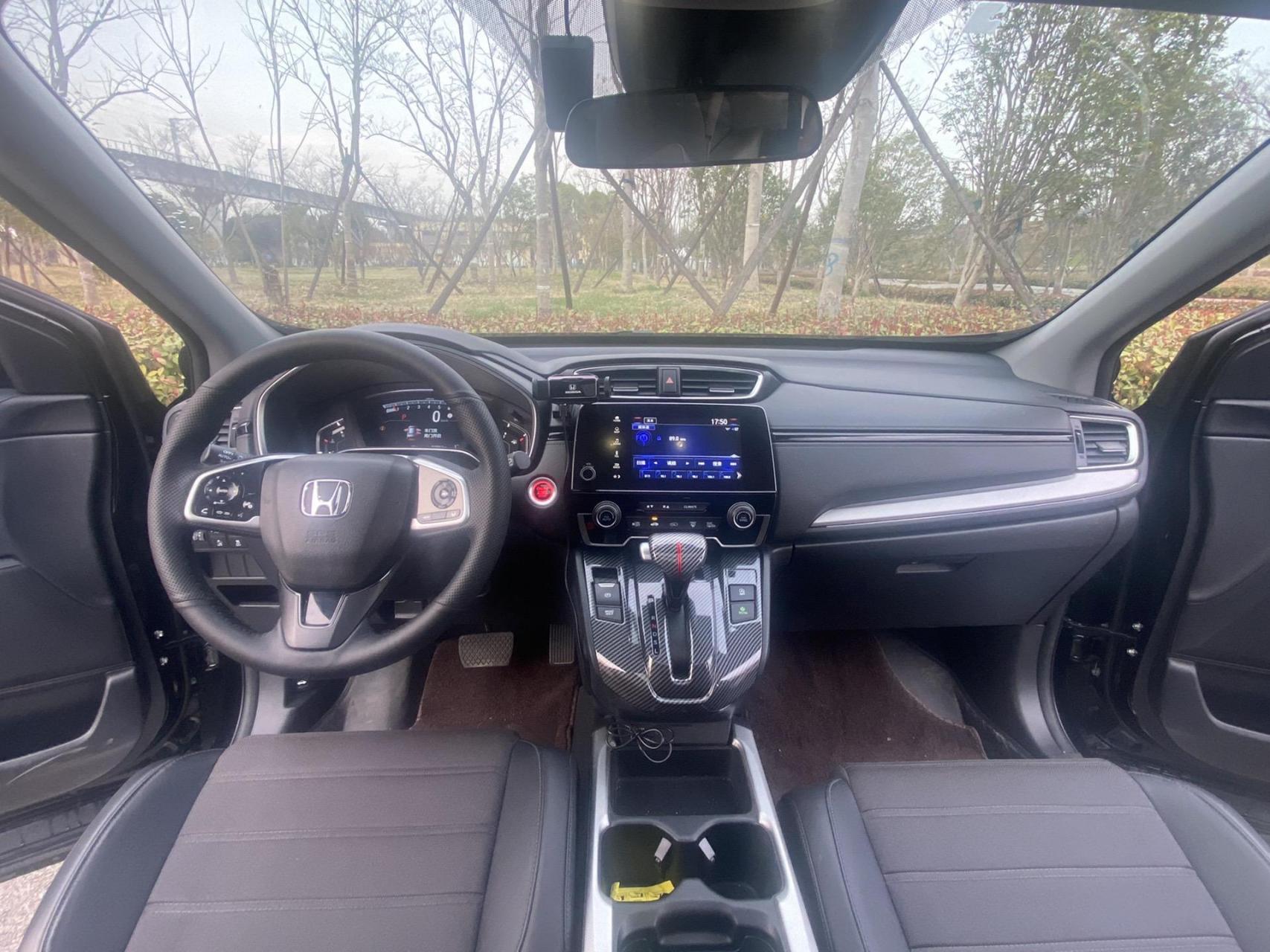 2022年8月份上牌本田crv,21款两驱都市版,裸车19.