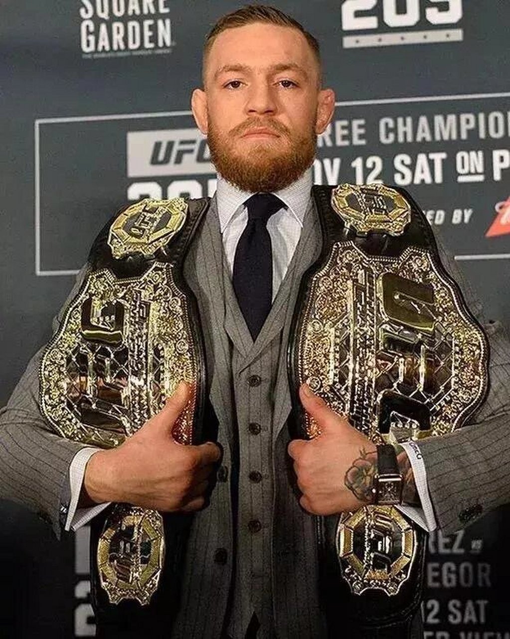 "嘴炮"conor mcgregor康纳·麦格雷戈西装秀 你来定义你的风格