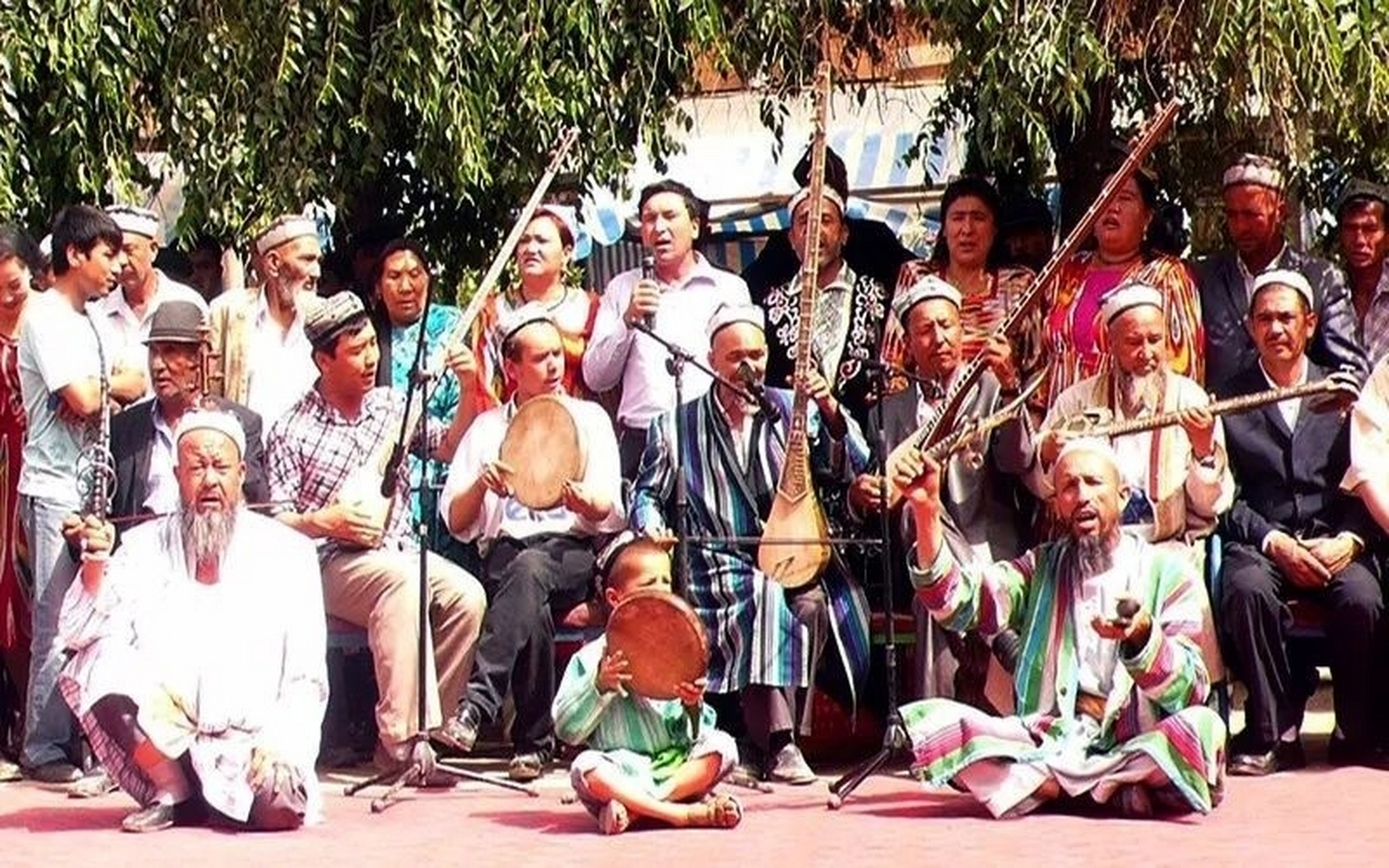 新疆十二木卡姆 民艺||十二木卡姆 维吾尔十二木卡姆的每一个木卡姆均