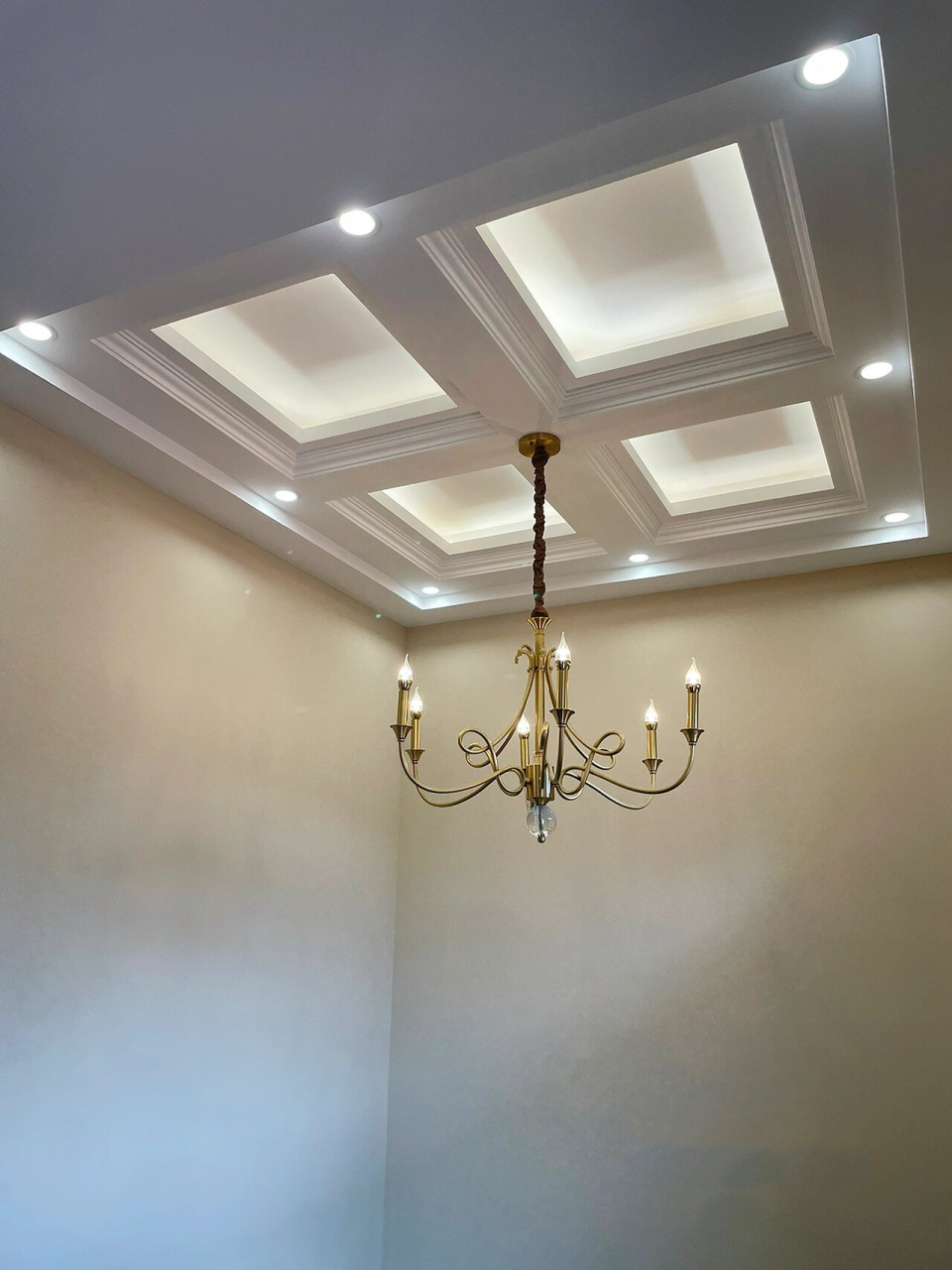 美式装修 | 全屋吊顶分享 所有房间全部采用石膏板吊顶,用石膏线加以