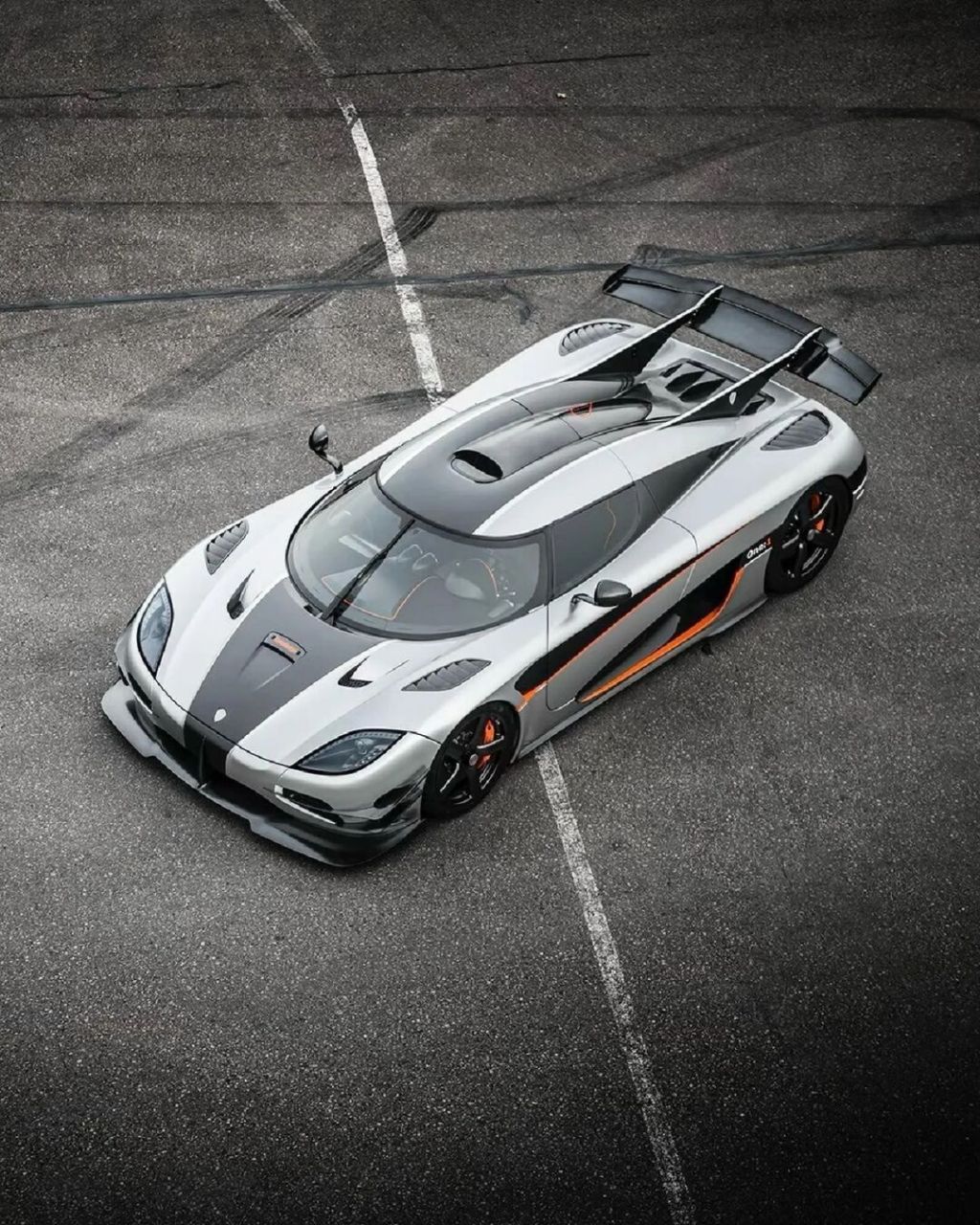 koenigsegg one 