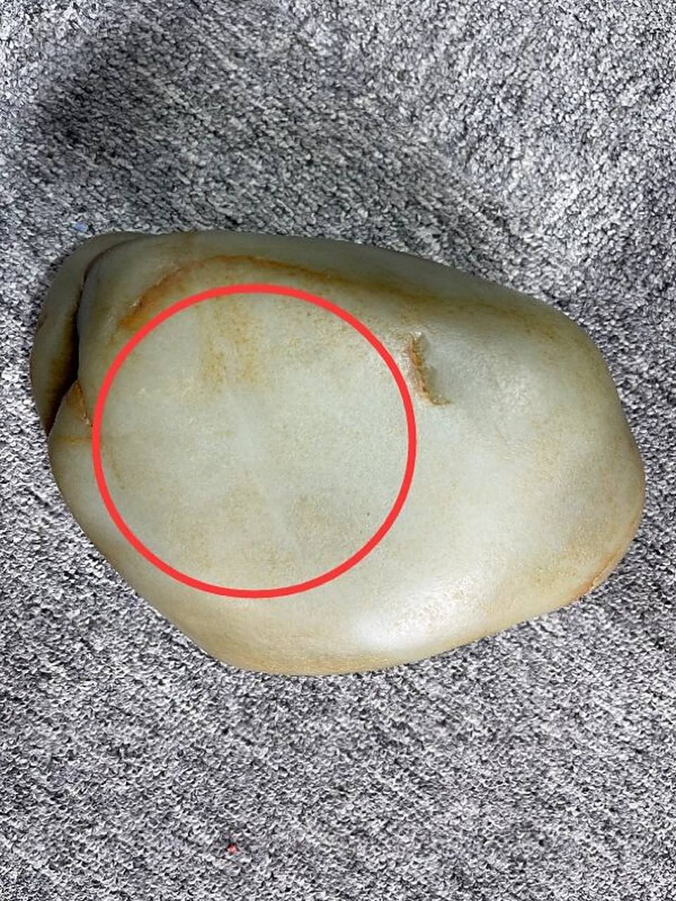 和田玉中的水线是如何形成的,是不是瑕疵 11566什么是水线 水线在