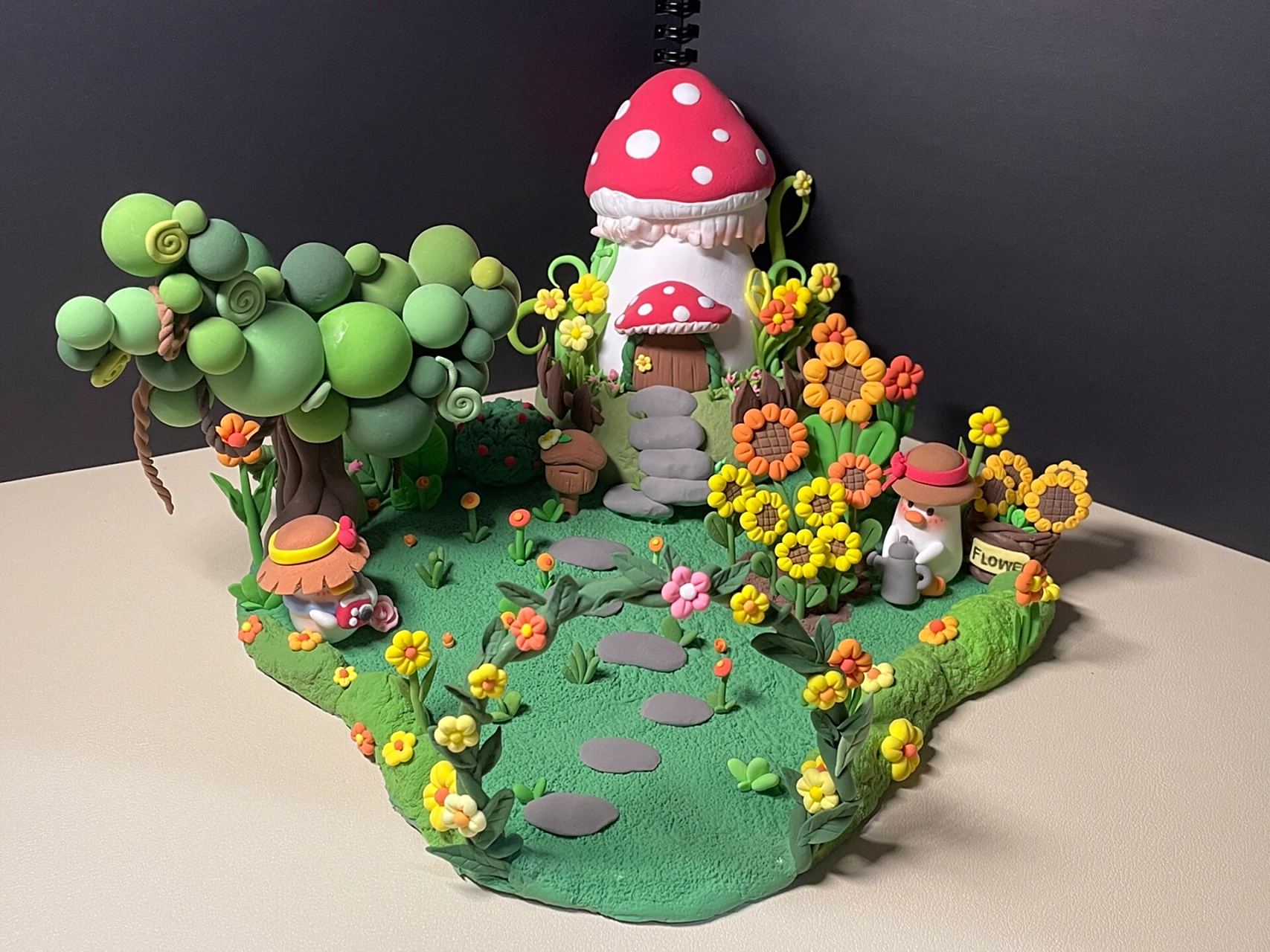 超轻粘土场景|小鸭的院子00 学前人两个礼拜做好的粘土场景作业