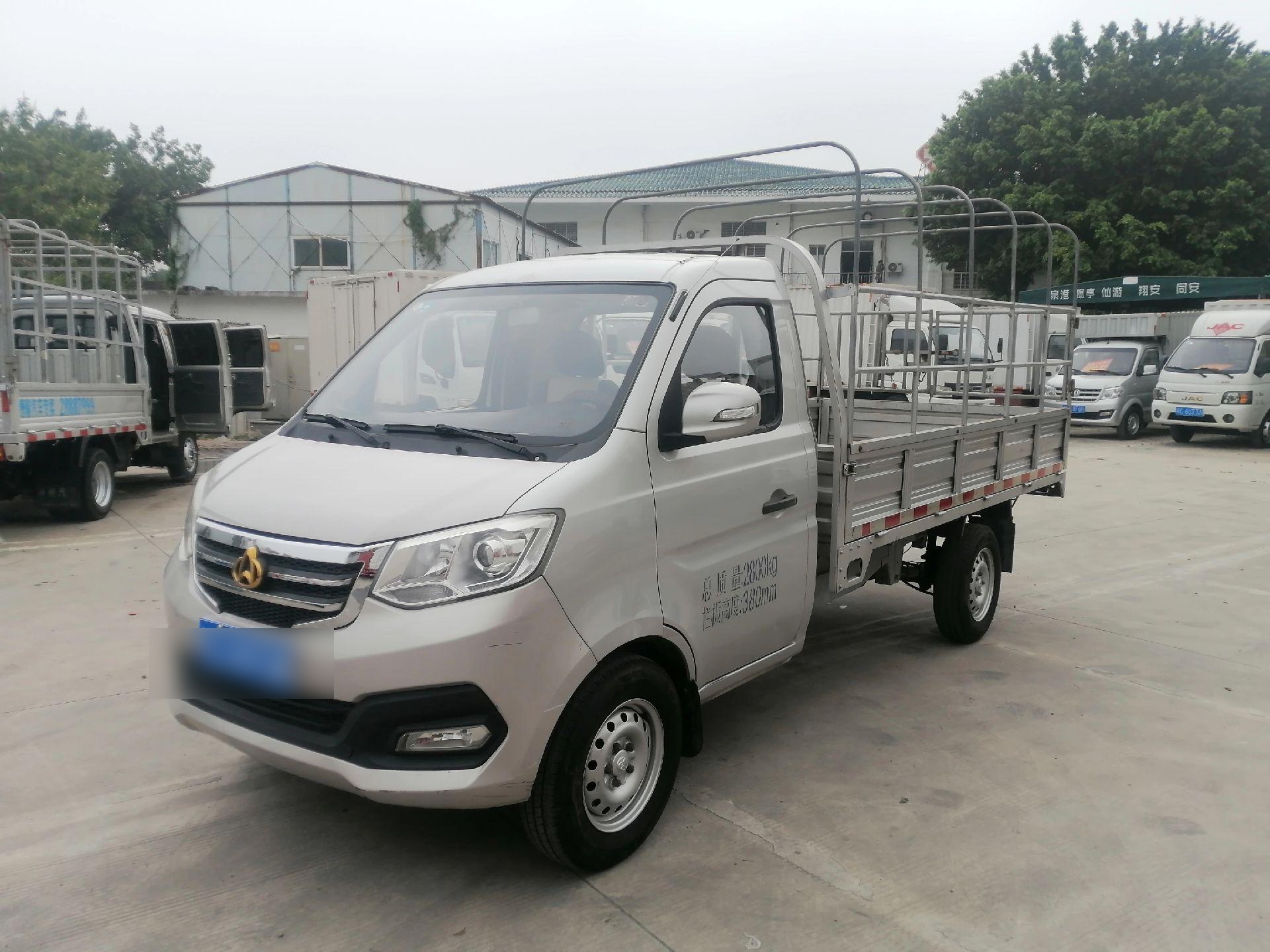 02上牌长安新豹t3单排平板货车,搭载1.