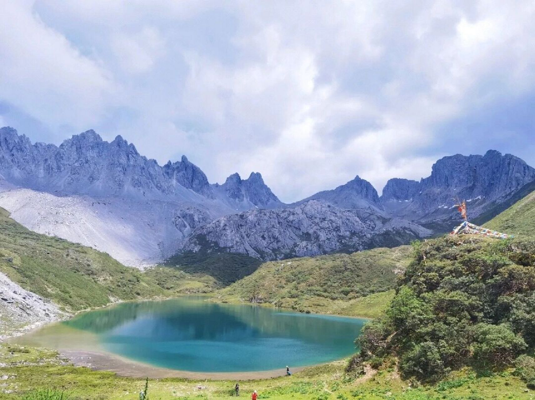昆明-香格里拉 8.7有自驾从昆明到香格里拉的小伙伴咩 求组队