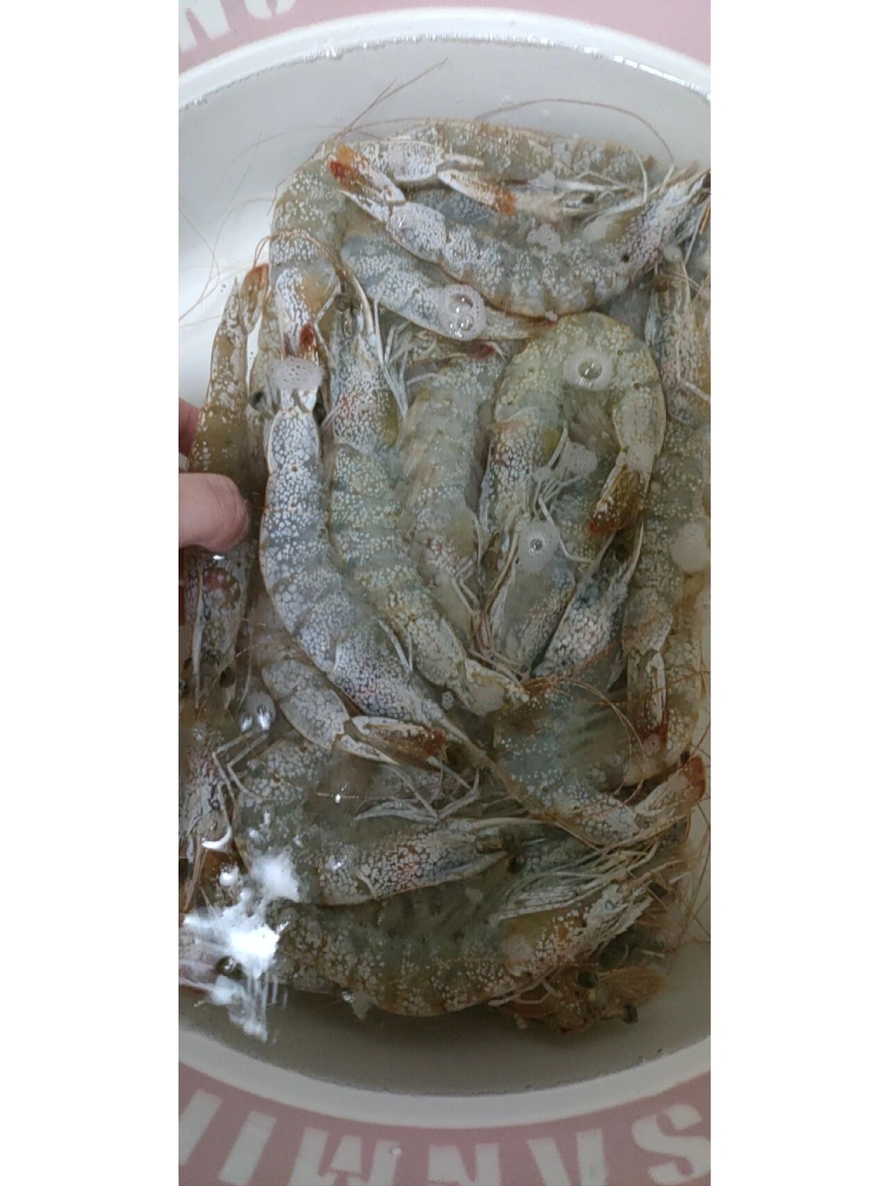网上买的冷冻虾这样是不能吃了吗 是不是不能吃了长白点了商家说没事