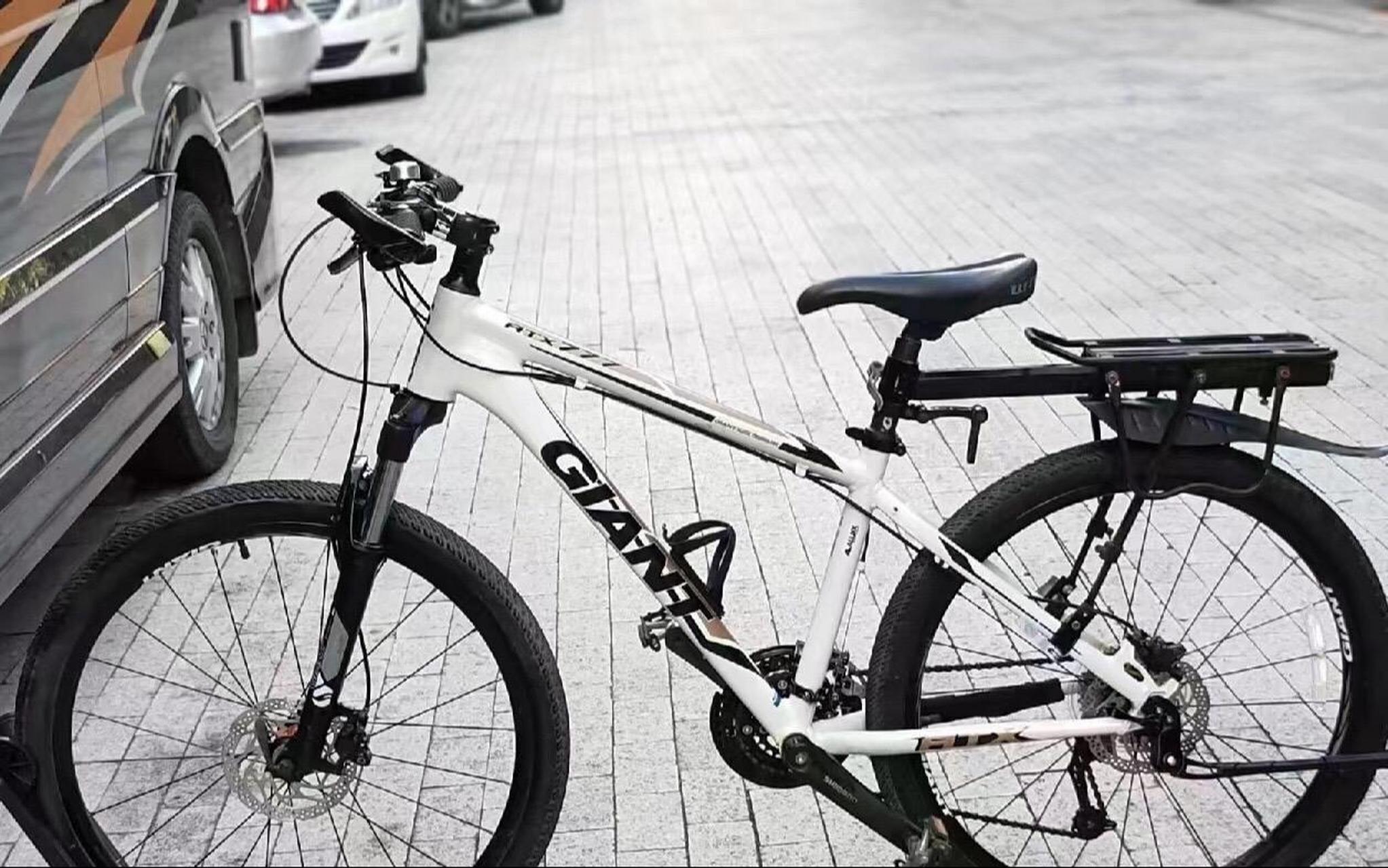 不到500的捷安特atx777 爱死了.谁能相信!