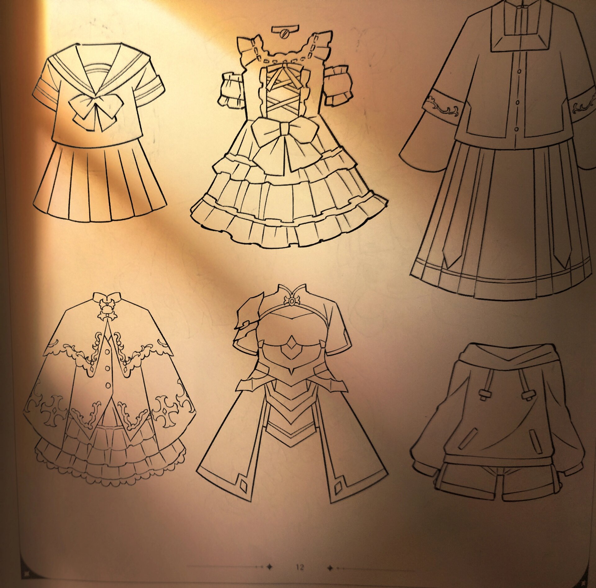 衣服,q版美少女