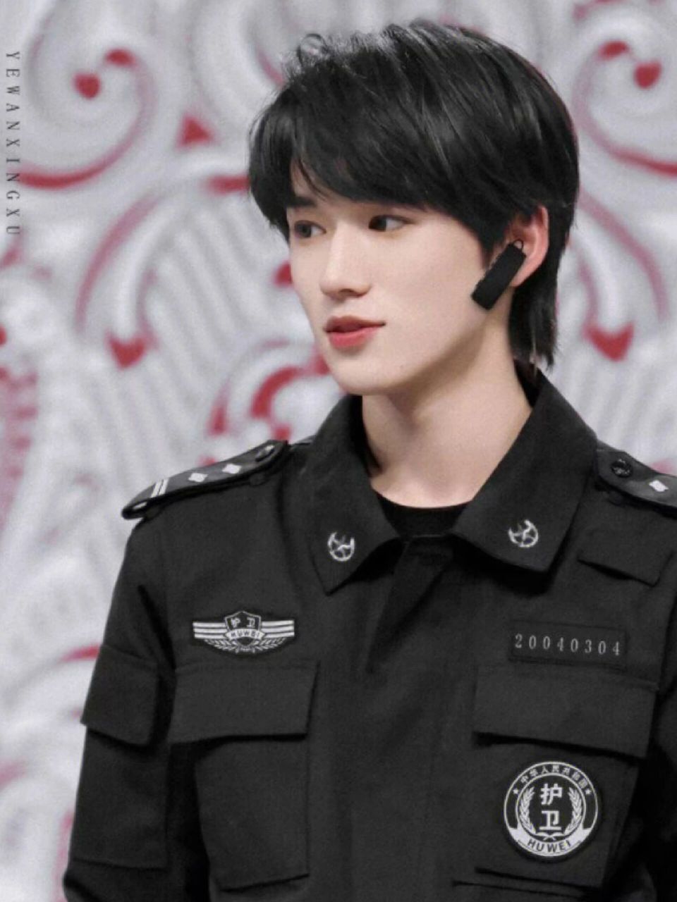 芽芽背景图| get亚轩帅气壁纸78         "树立树立顶天立地"(图源