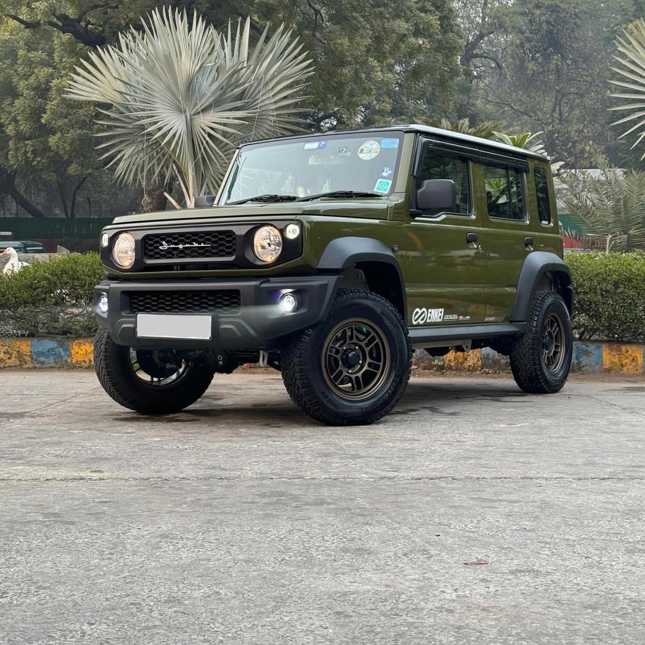 国六吉姆尼 天津港平行进口汽车