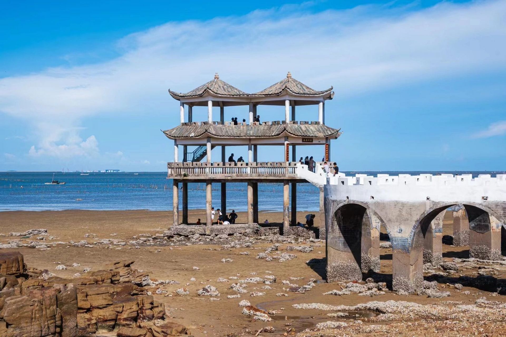 防城港旅游之簕山古渔村 阳光,沙滩,渔船,赶海,古渔村 这里就是位于