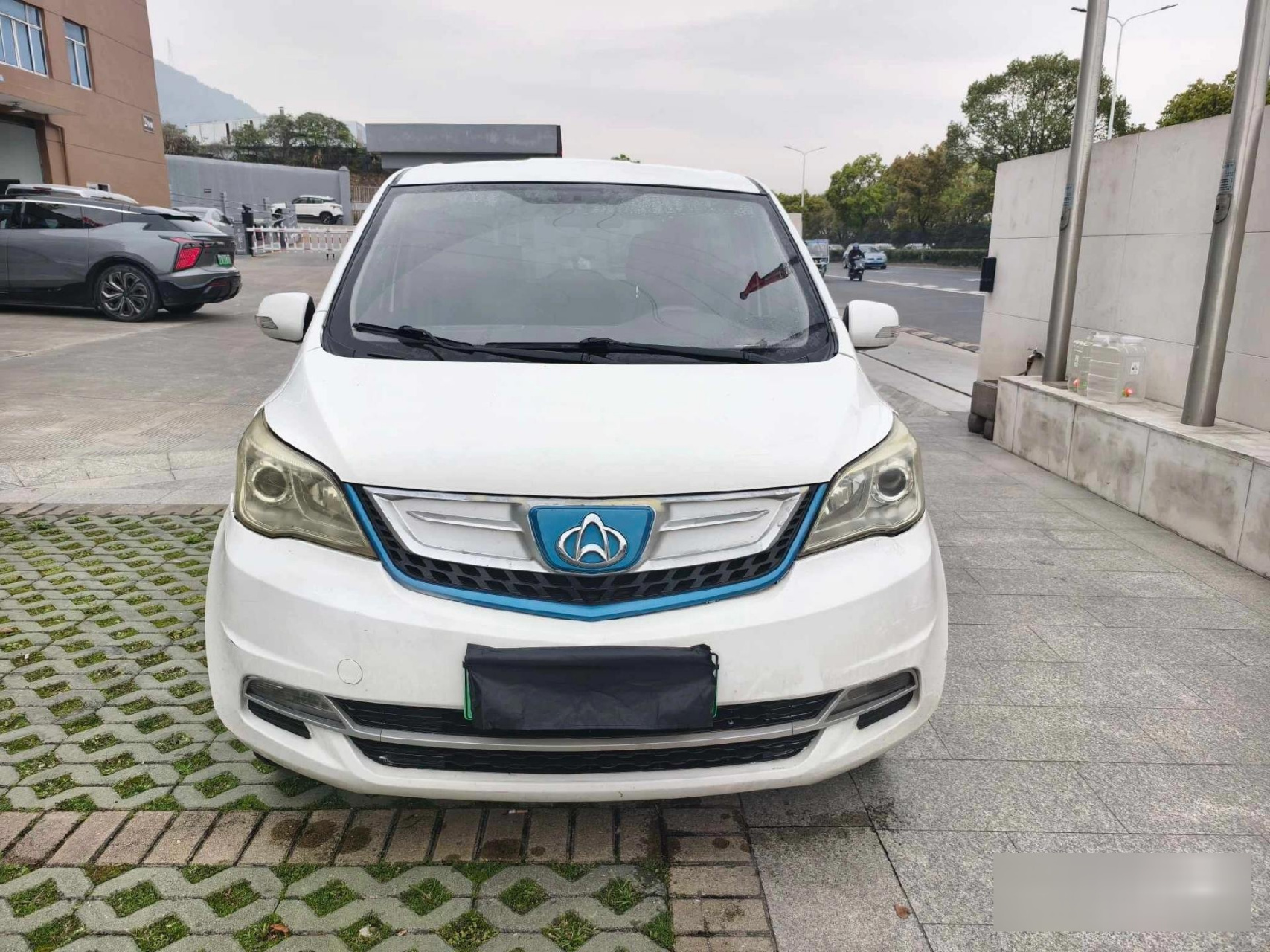 17年11月纯电动长安欧尚 欧力威ev 2017款 欧力威 ev 精英型,五座车