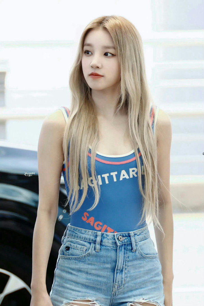 宋雨琦:肉肉身材,独特魅力!