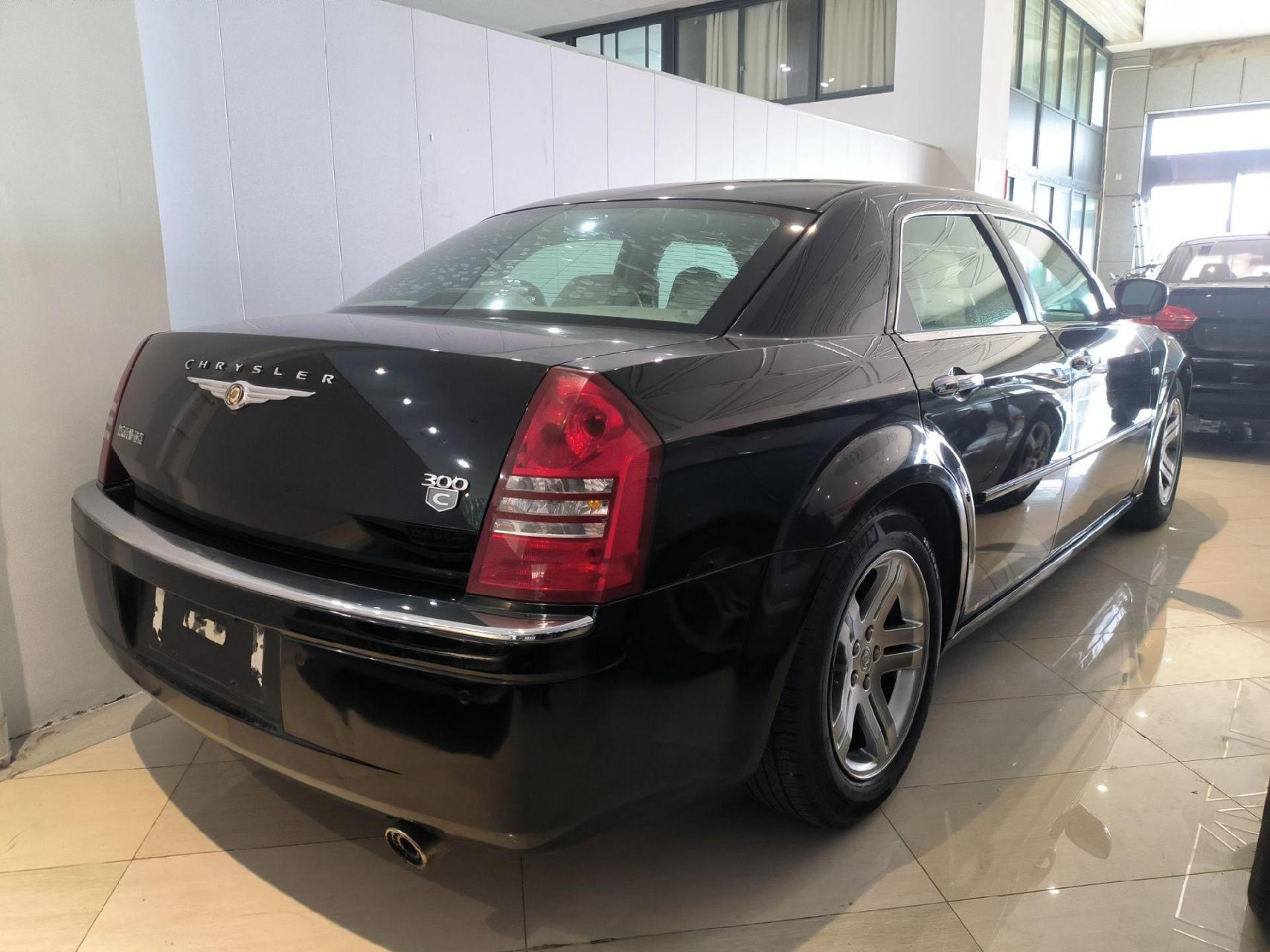 北京奔驰-戴克300c,经典老车情怀克莱斯勒300c  8万公里几面补漆 全车