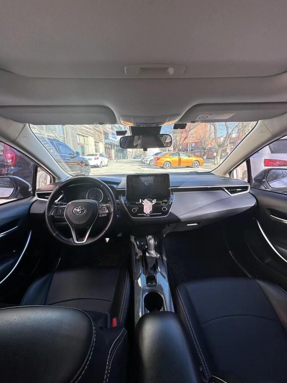 20年丰田卡罗拉自动1.