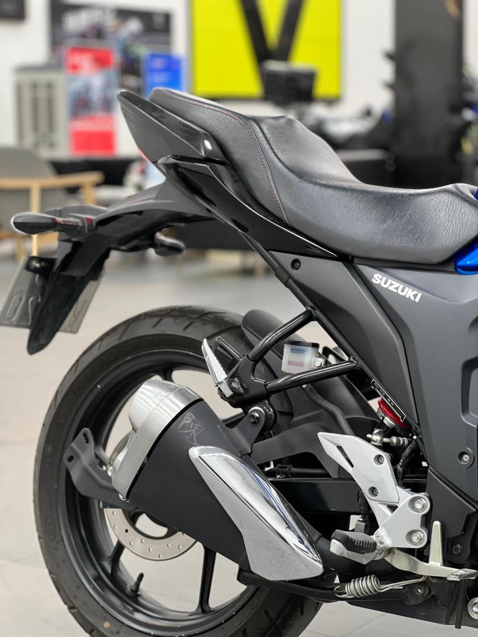 铃木gsx155.车型:铃木极客飒155nk 年份:2021 里程:3000 km.