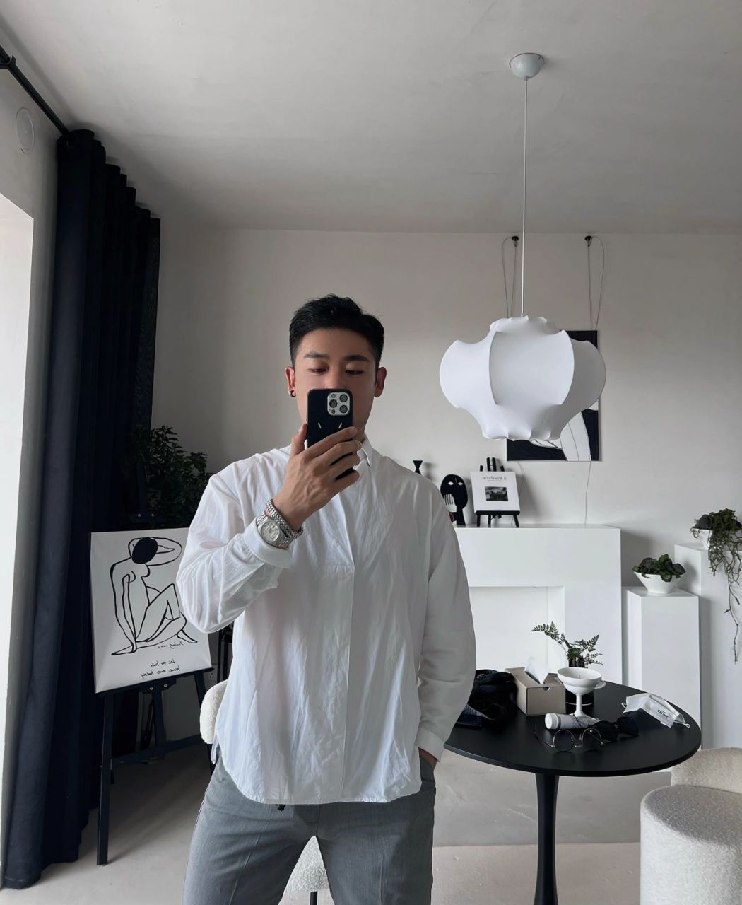 年龄30左右的男人,减龄穿搭技巧必看  男人30岁开始,身材好像走形就