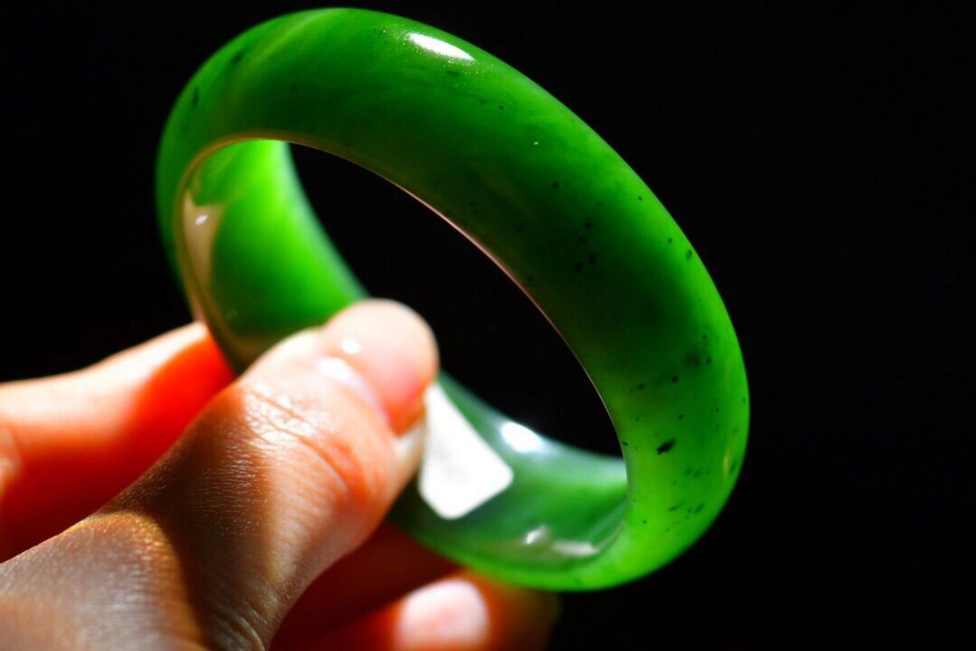 和田玉碧玉贵妃镯·明码标价2680元97 《贵妃镯》 【和田玉碧玉】