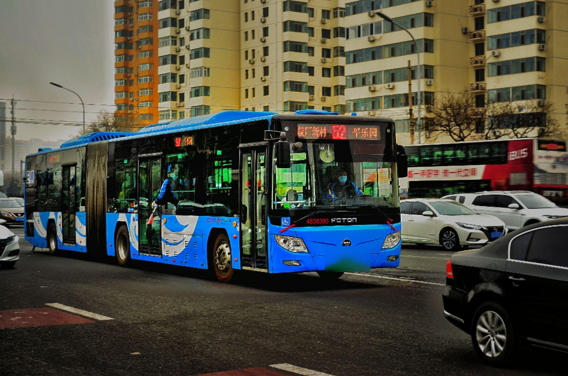 这大样车 bj6160shevca-3公交车 绿色出行低碳又环保