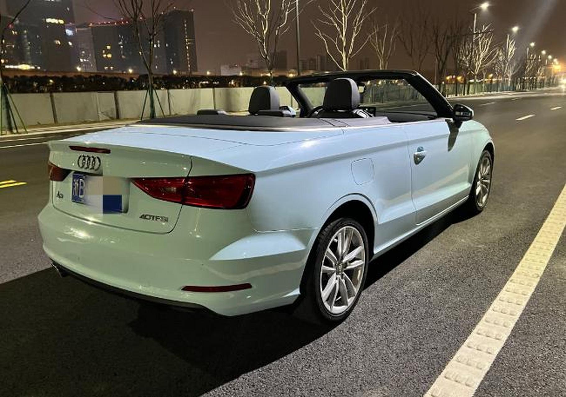 奥迪a3敞篷 售价:10.