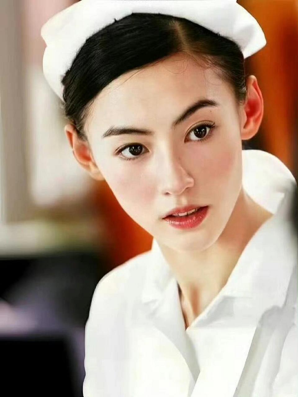 一些来自女明星的骨相震撼