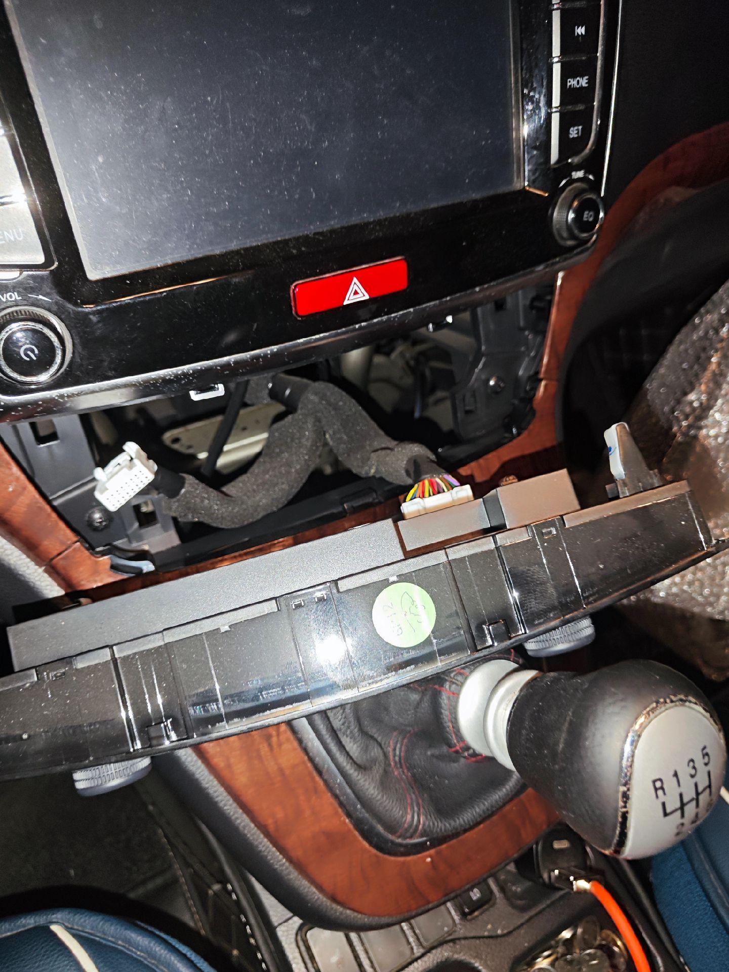 哈弗h6挂不上一档,网上一搜才知道是通病,不用更好换挡机构,只需更换