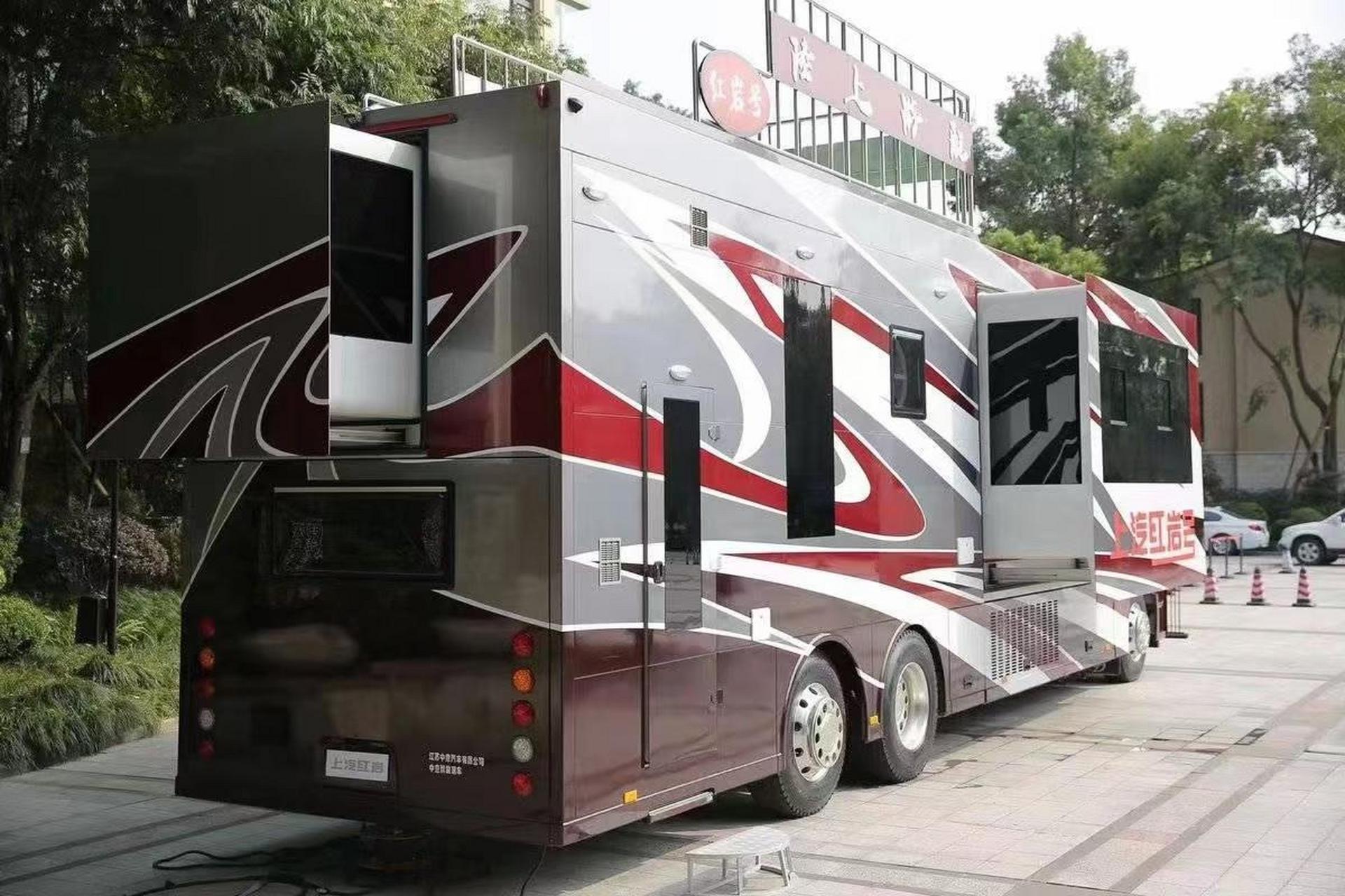 上汽红岩房车,19年上户,在陆上游艇来一场房车趴!