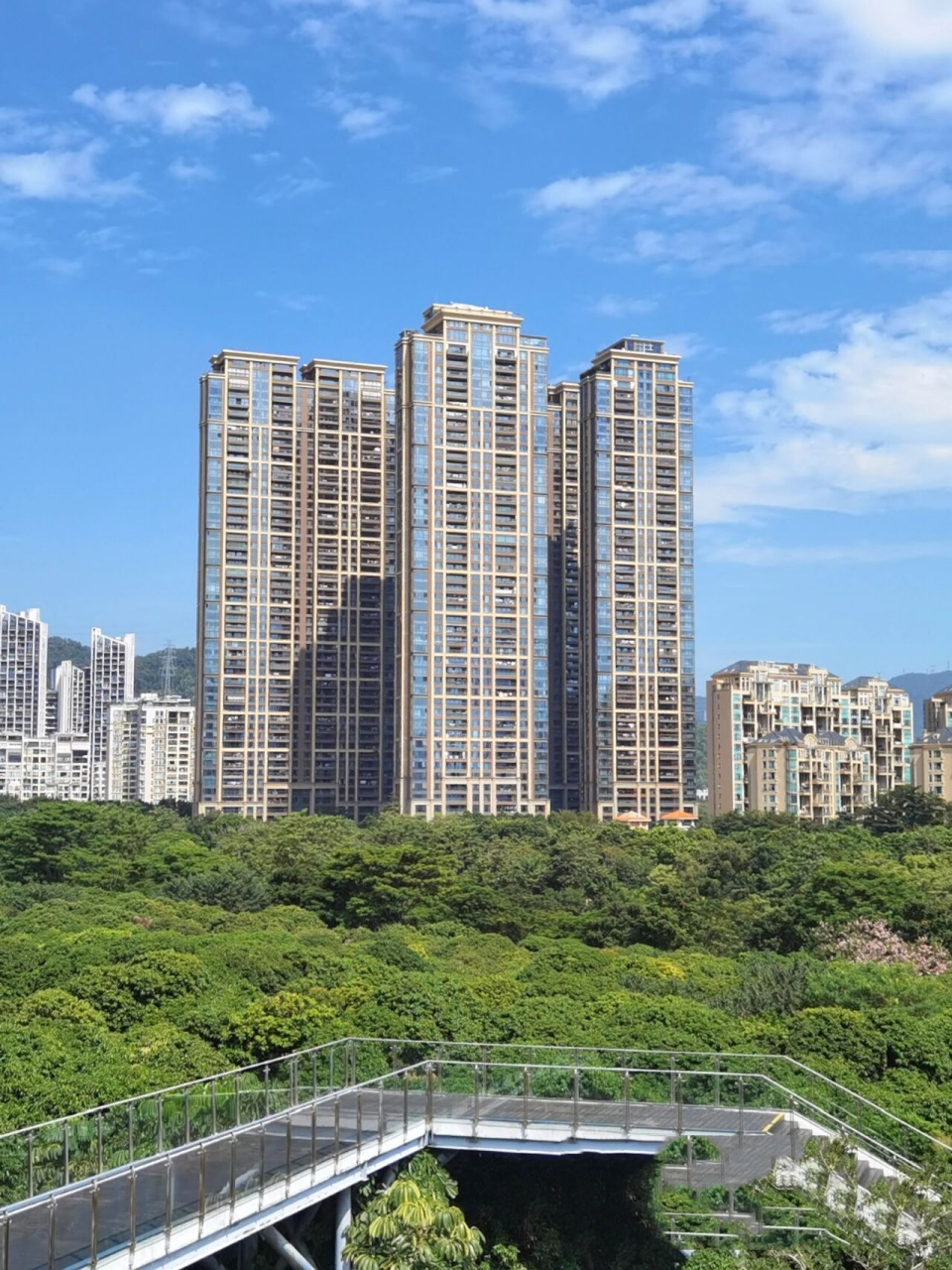 香蜜湖九号大院 :中国最牛的军产房 九号大院位于香蜜湖最核心的区域