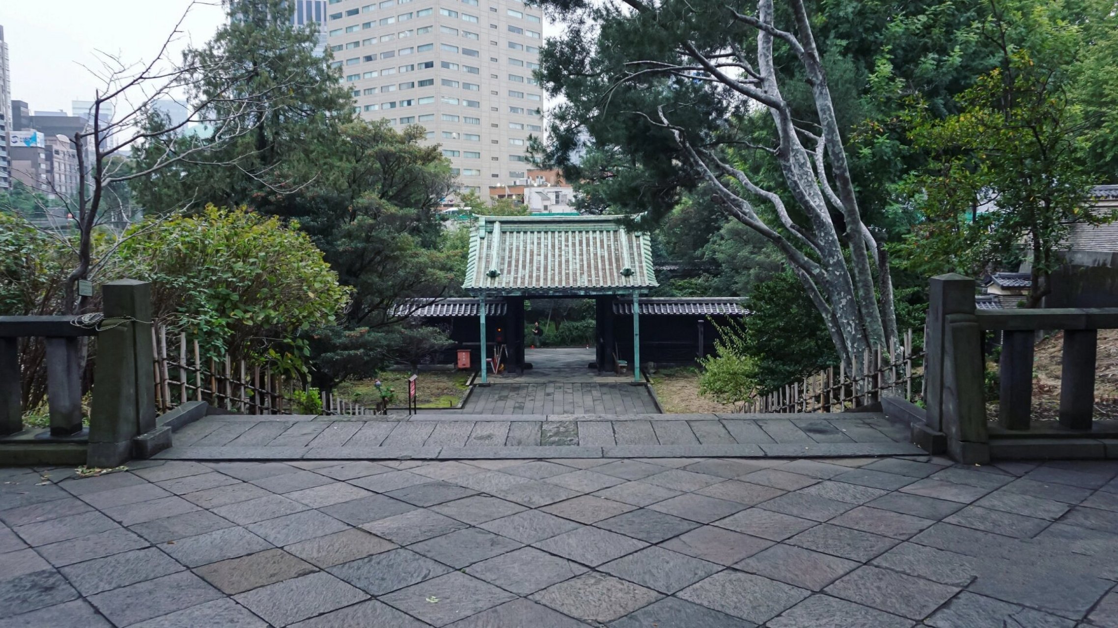 【汤岛圣堂】又名"东京孔庙",位于东京都 【汤岛圣堂】 又名"东京孔庙