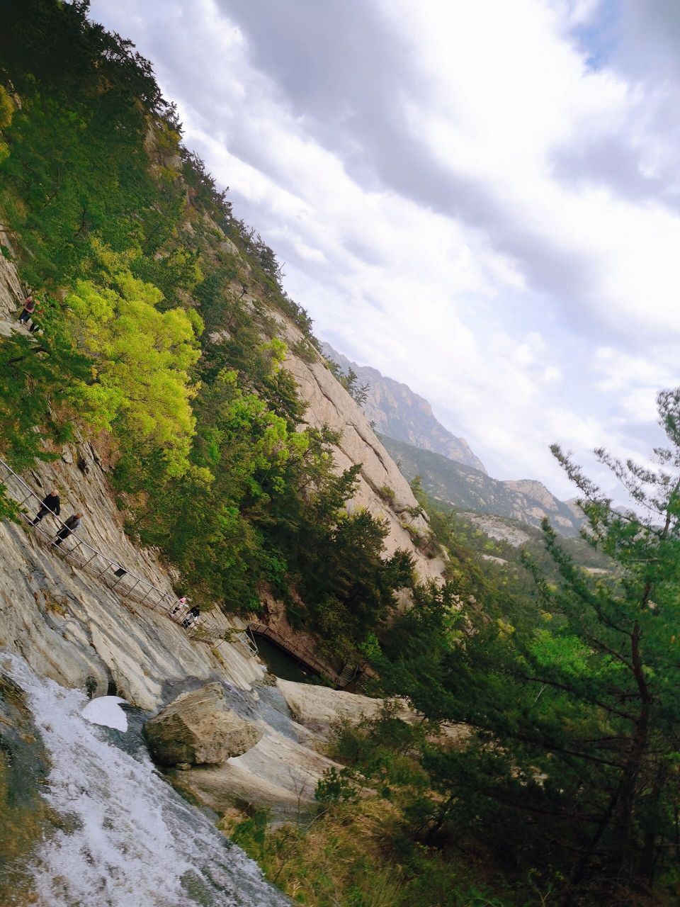 山东溜娃好去处—烟台昆嵛山九龙池必打卡 969696地址:烟台昆嵛