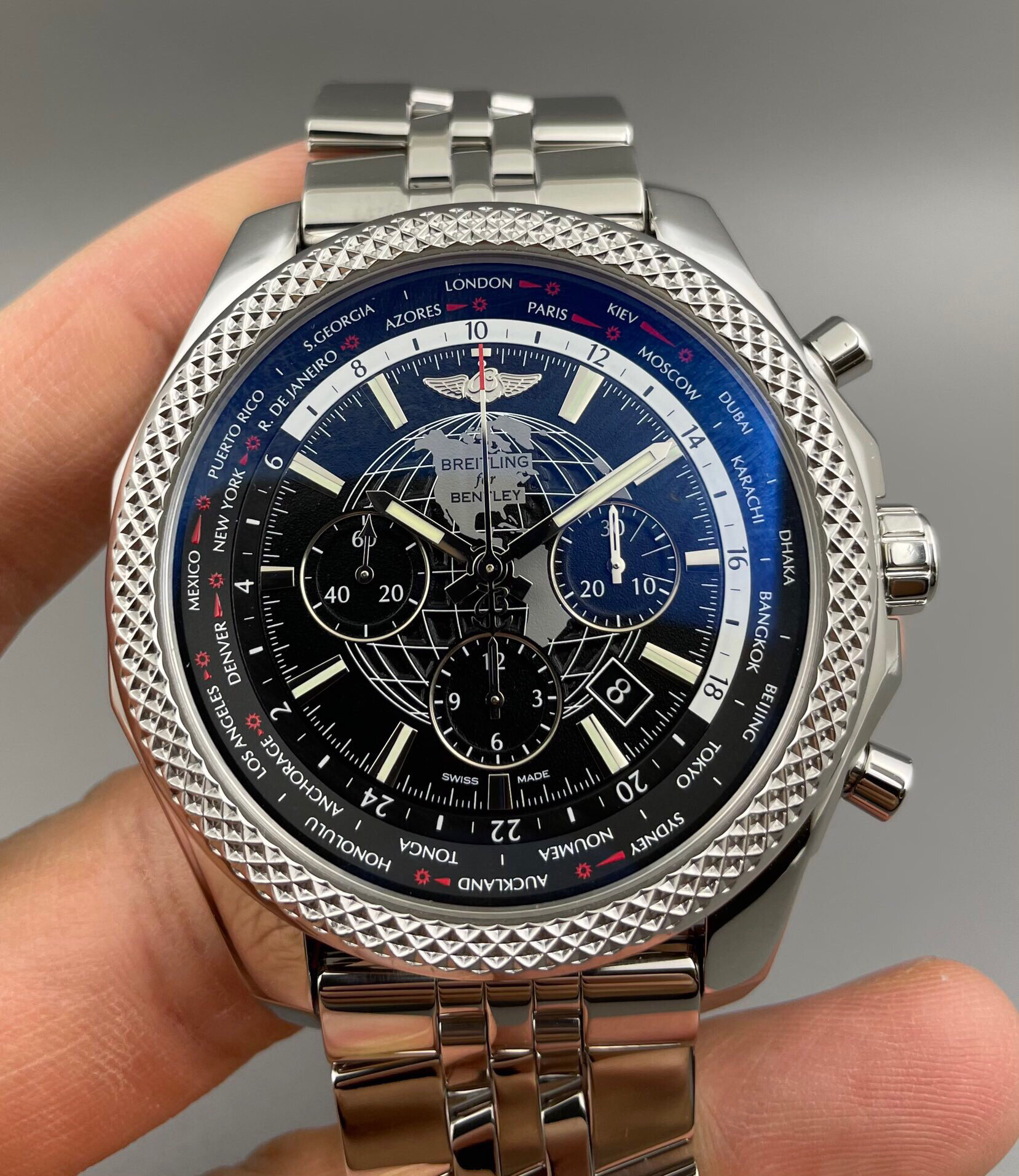 百年灵宾利系列ab0521u4男士手表