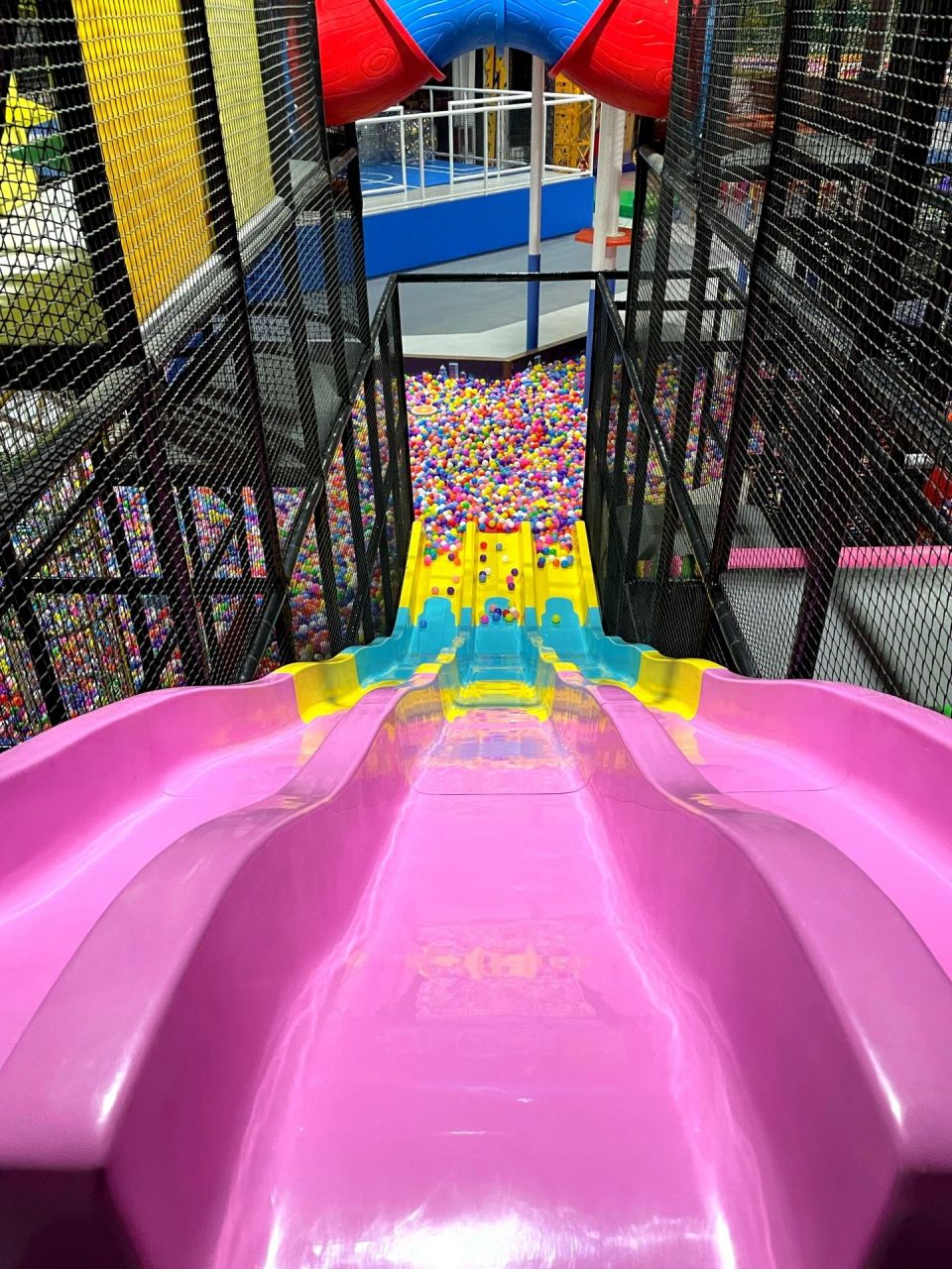 平顶山|市区首家大型运动工场95玩到嗨97 平顶山的这家大型游乐场