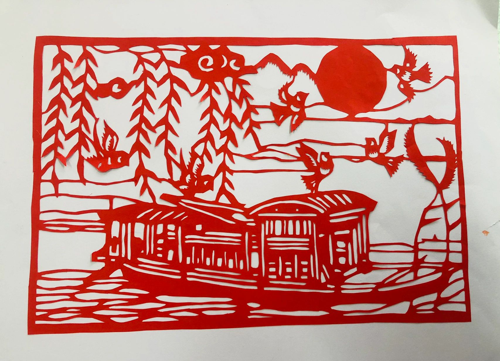 一组红色主题的剪纸