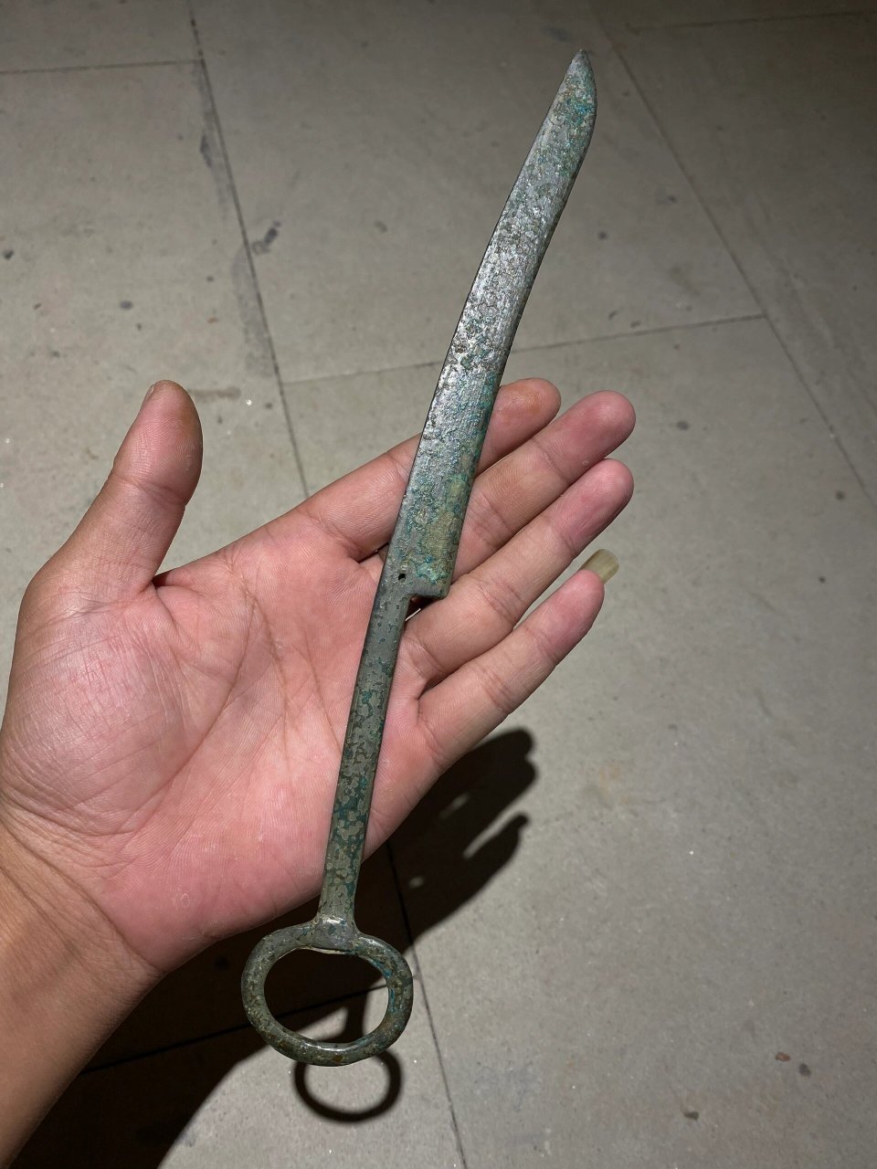 青铜削刀 拿来削苹果不知道好不好吃