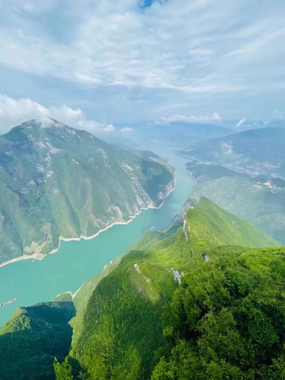 长江黄河在中国人心目中的地位太重要了,毕竟国内景点很多,但是能上
